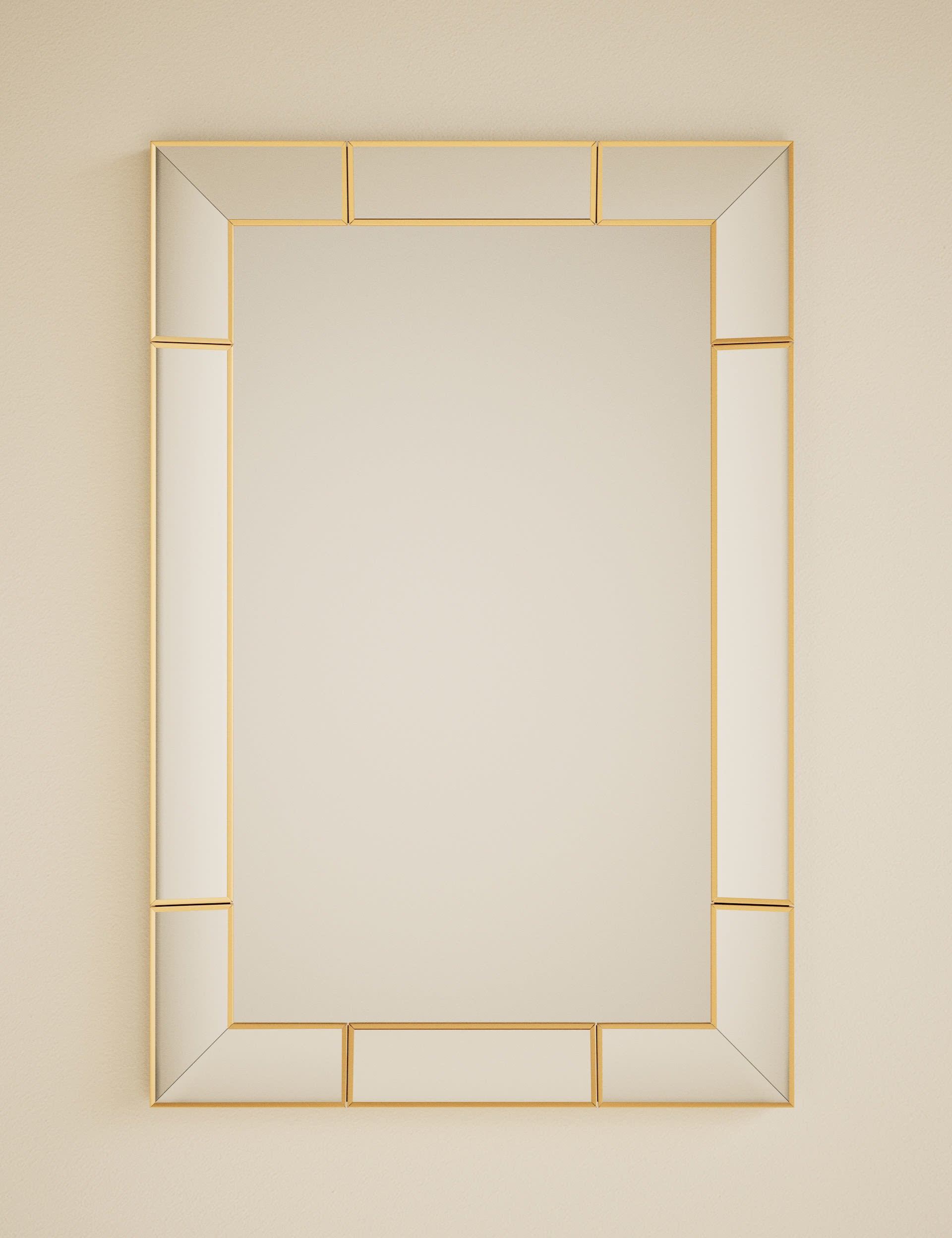 Bevelled rectangular wall mirror 10.8kg - British product