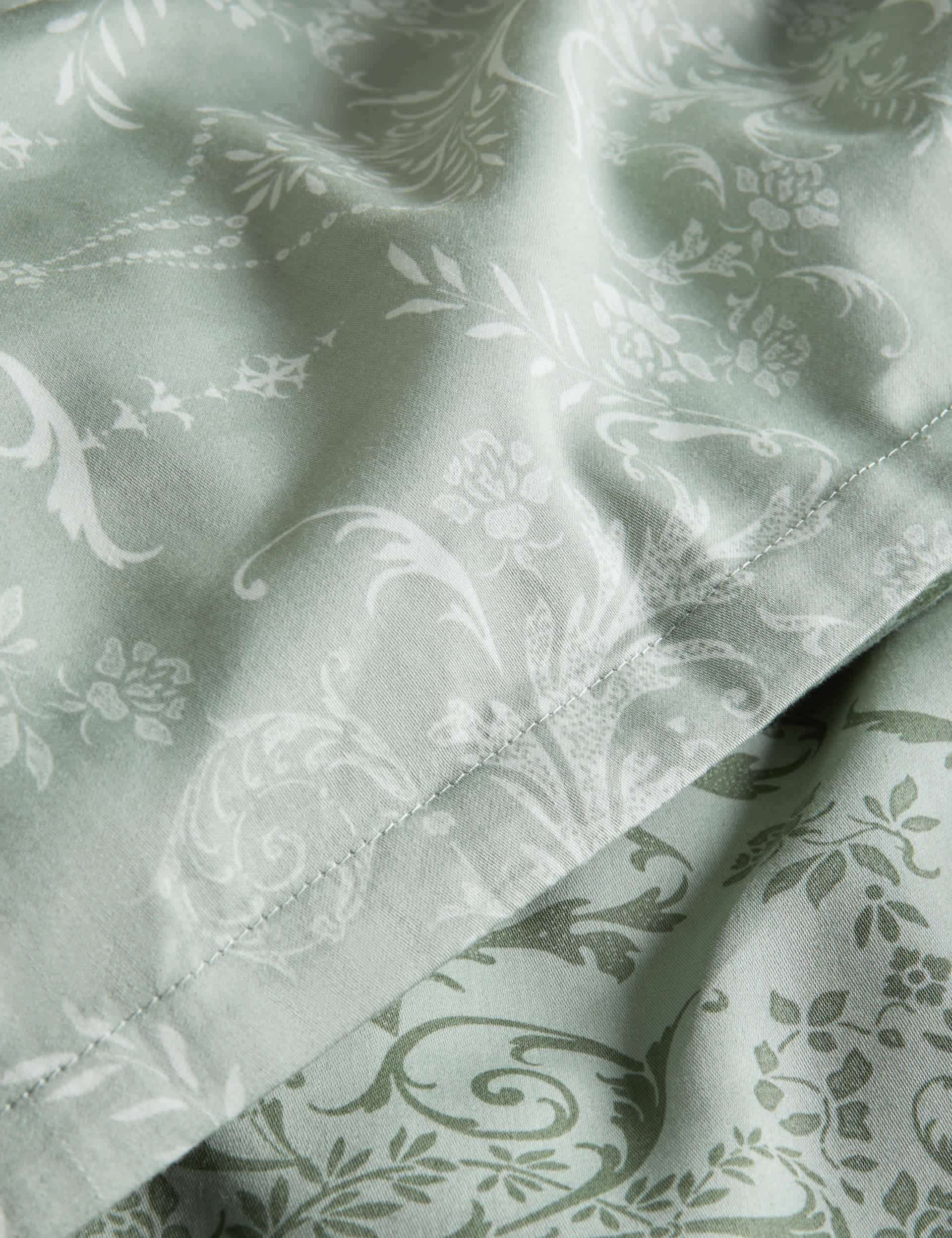 Aida-Alouette damask sateen bedding set - British product