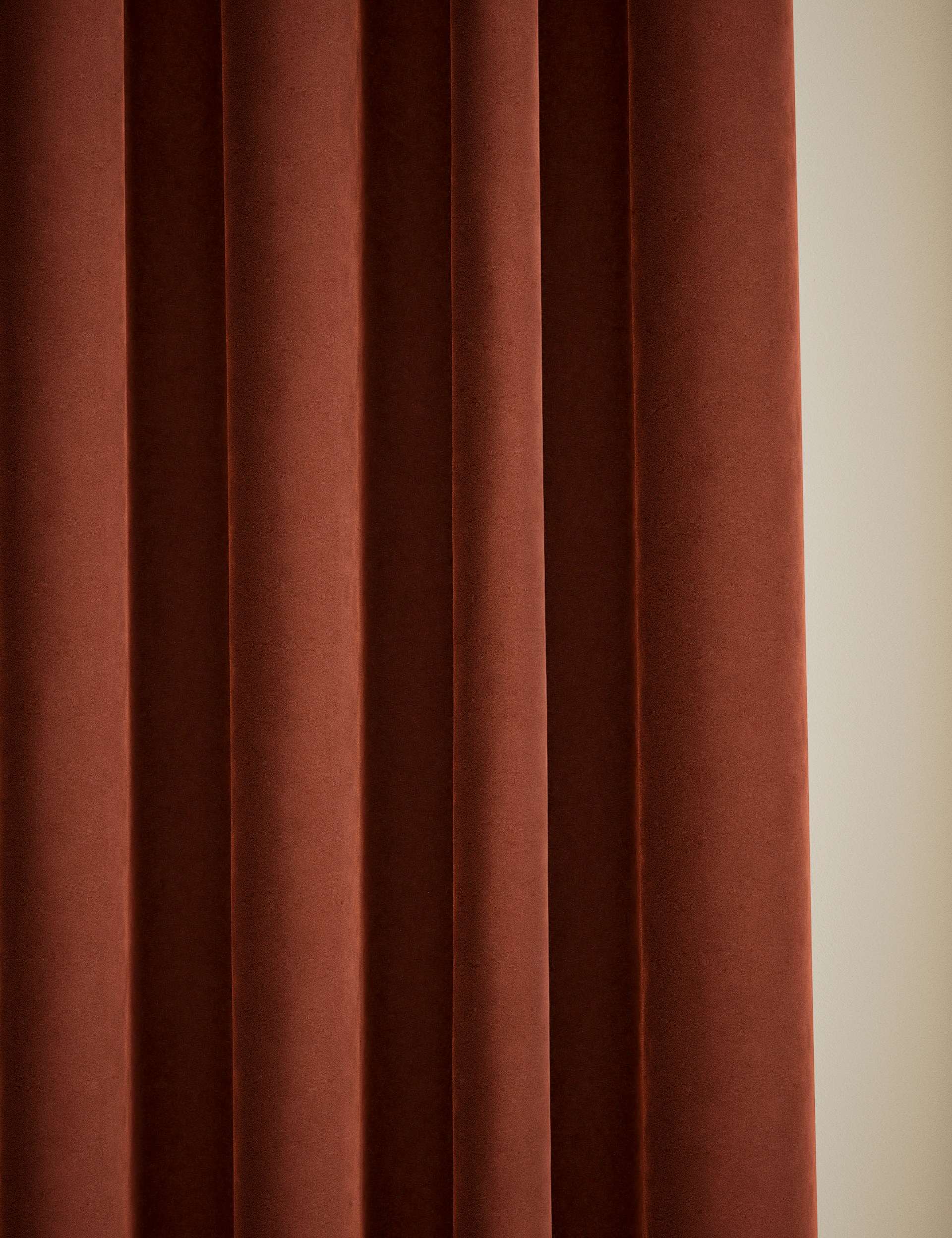 Velvet eyelet curtains with thermal lining, imported from the UK