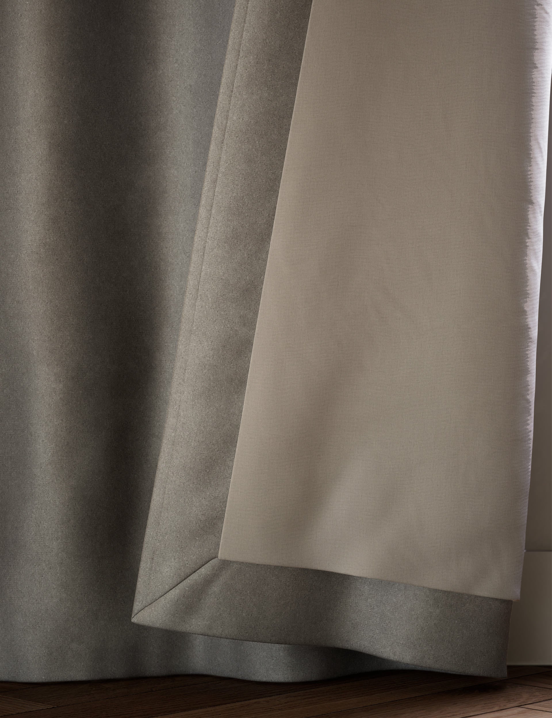Velvet eyelet ultra thermal curtains (British brand)