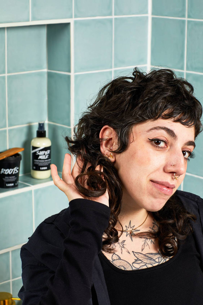 Lush Roots scalp treatment with mint and honey (British brand)