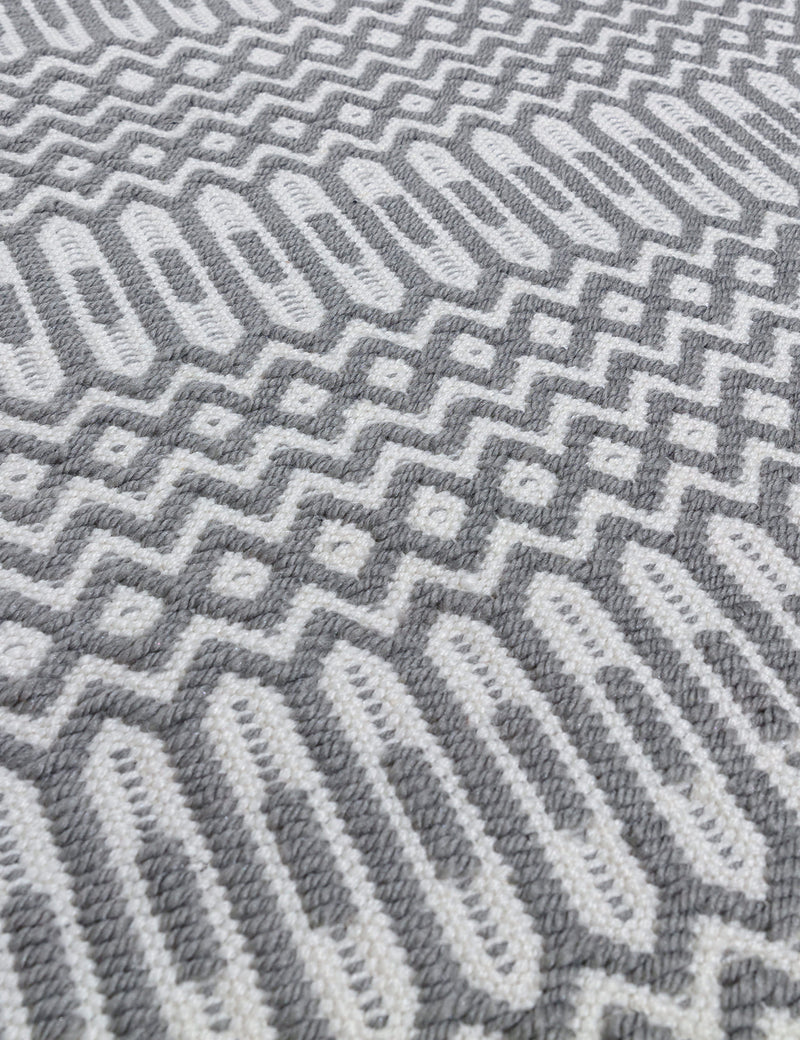 Halsey geometric runner rug 66x240cm, UK version