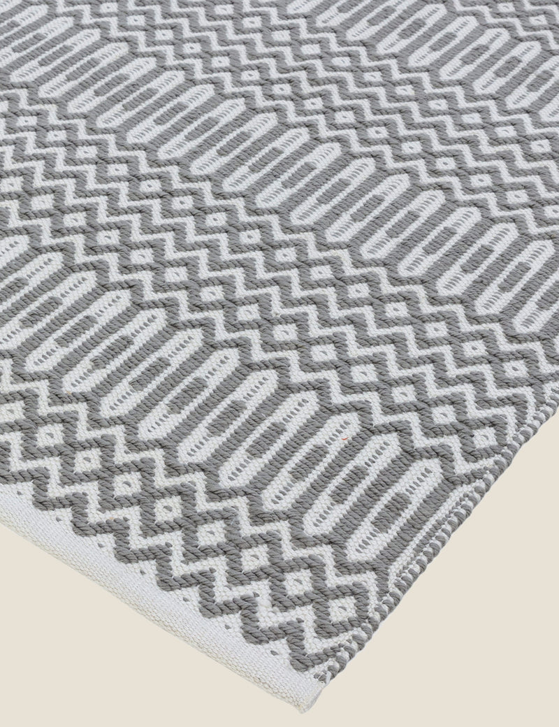 Halsey geometric runner rug 66x240cm, UK version