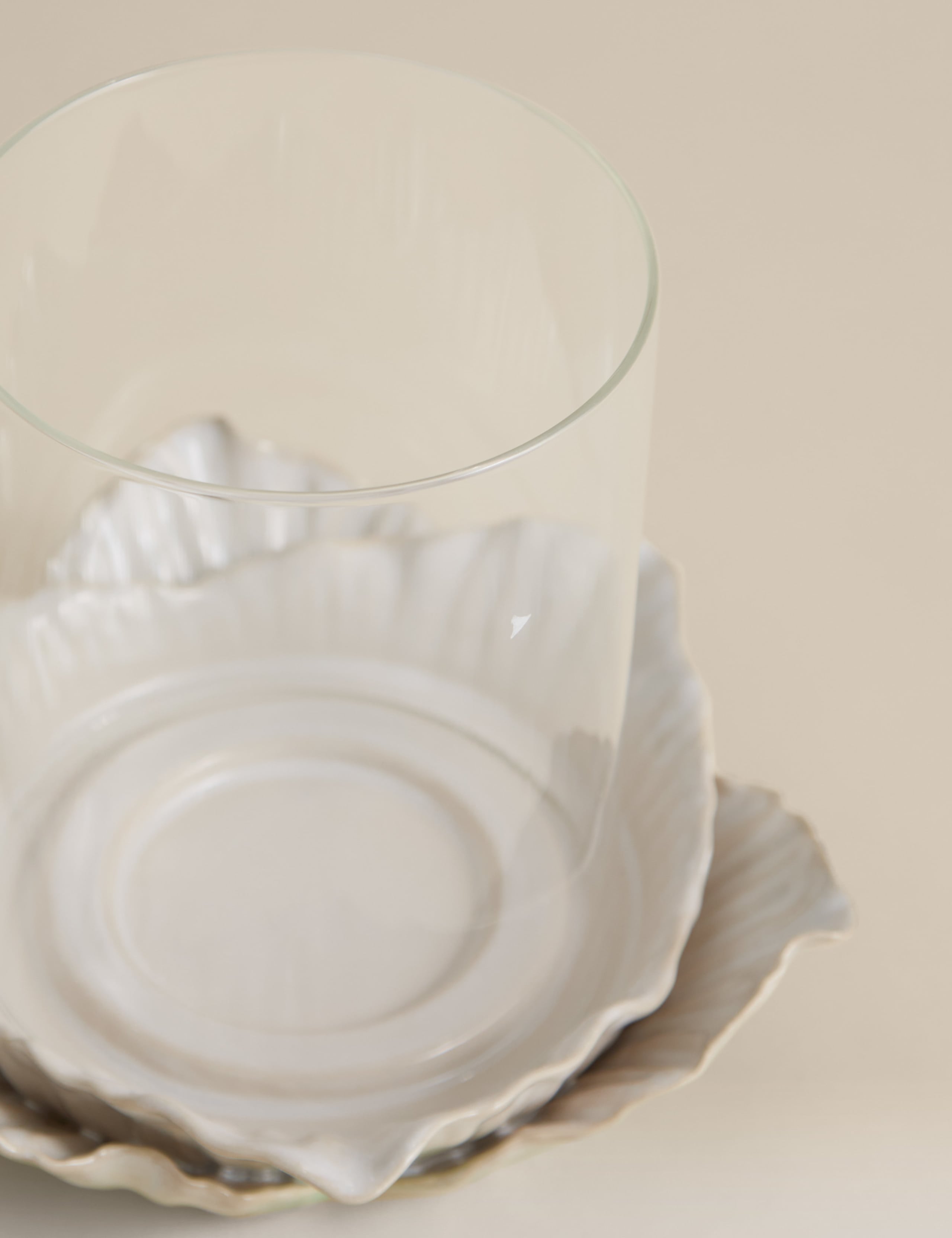 Handkerchief Petal Hurricane Candle Holder 21cm, UK version