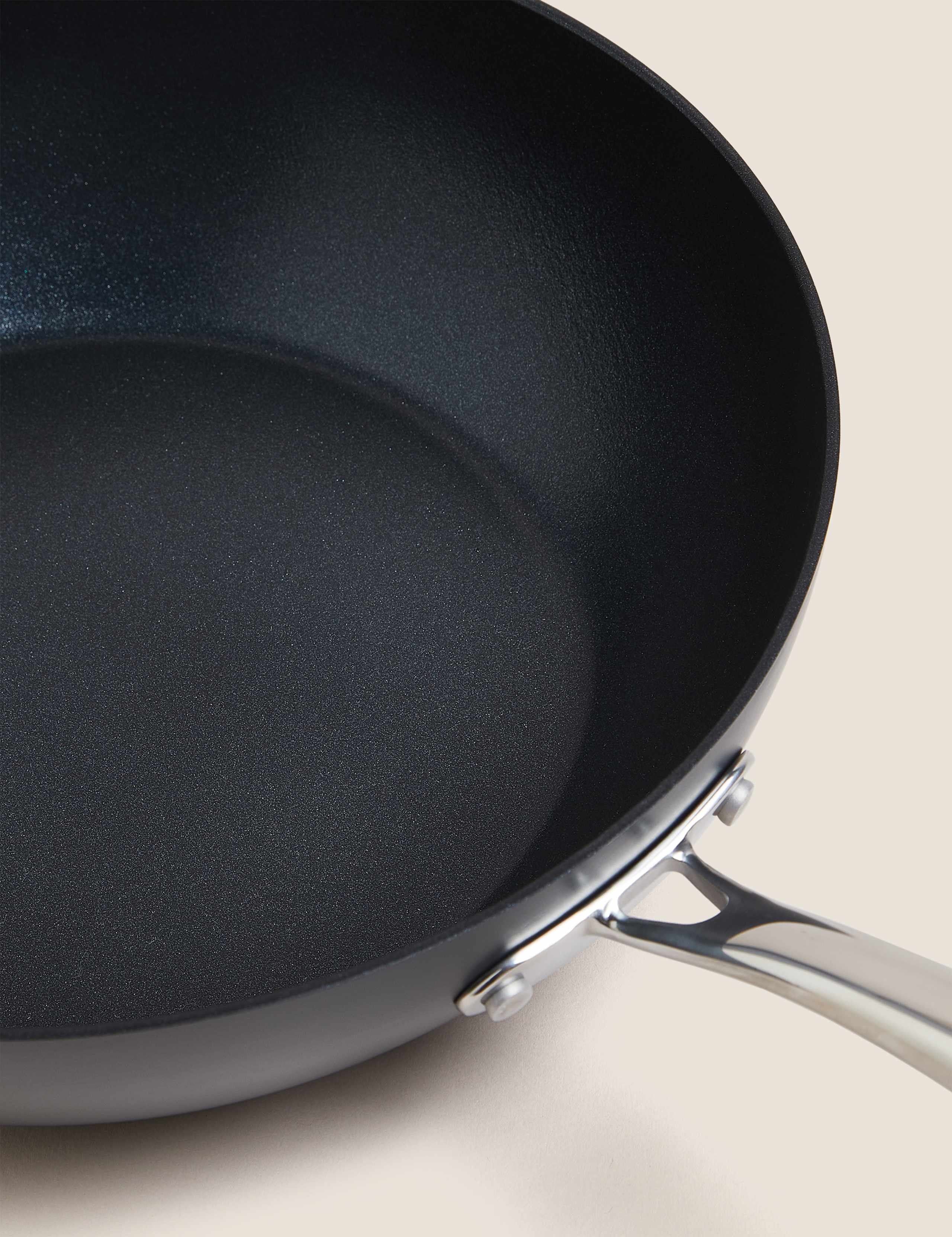 Hard anodised wok 30cm with lid, UK version