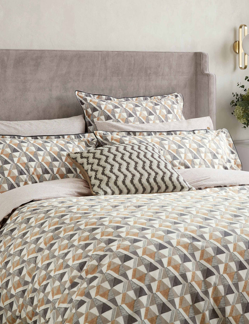 Bedeck Harun rectangle cushion 50 cm (British brand)
