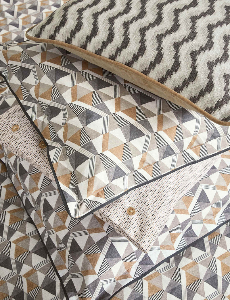 Bedeck Harun rectangle cushion 50 cm (British brand)