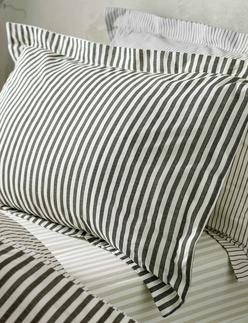 Yard Hebden striped cotton reversible bedding set, UK version