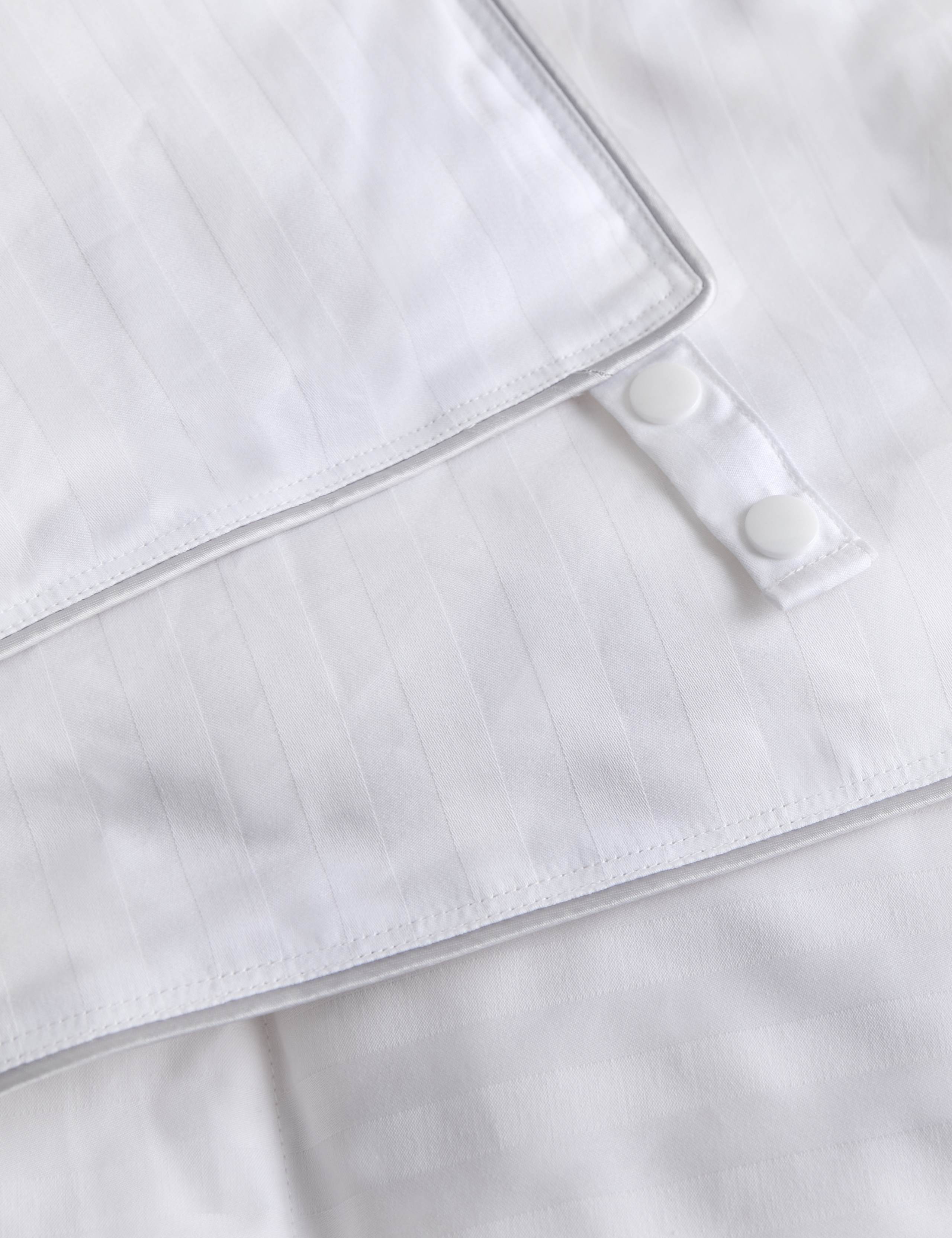 Lightweight Hungarian goose down 4.5 tog duvet (British brand)