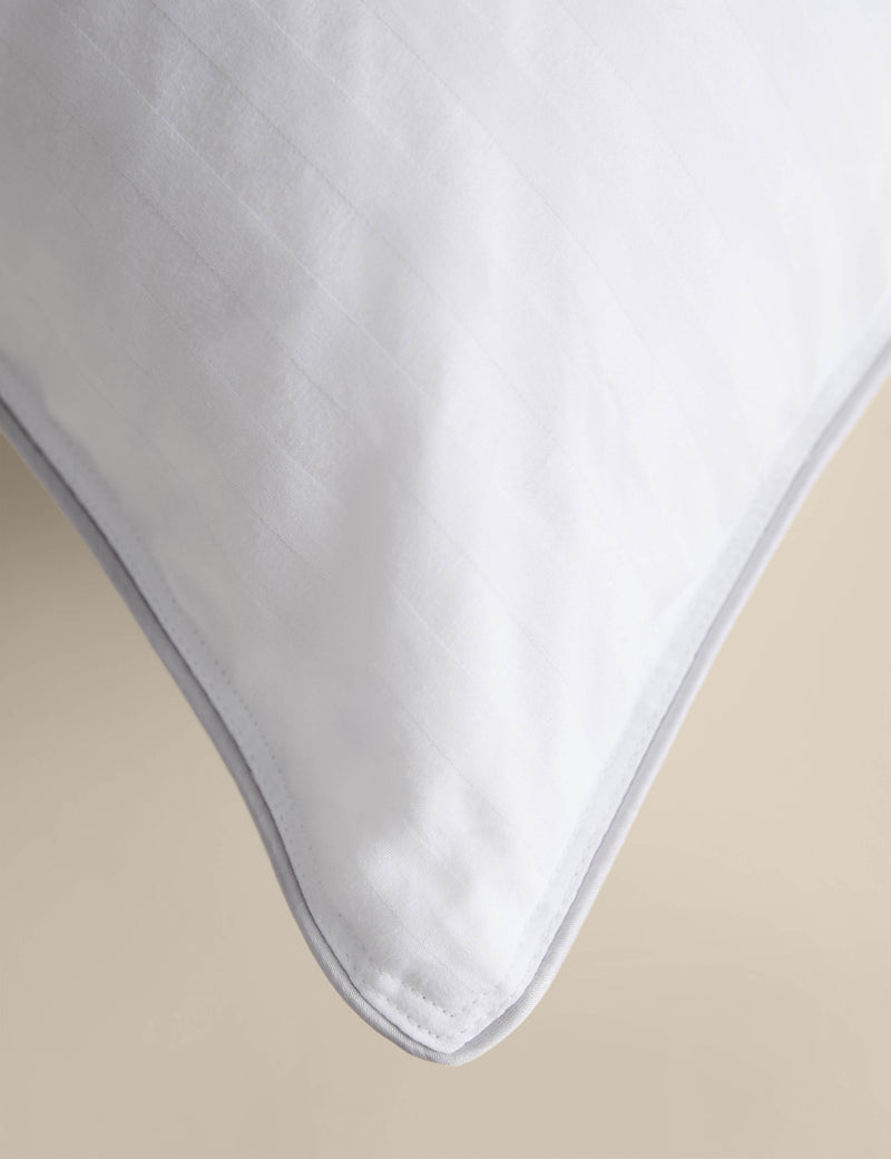 Hungarian goose down medium pillow, UK version