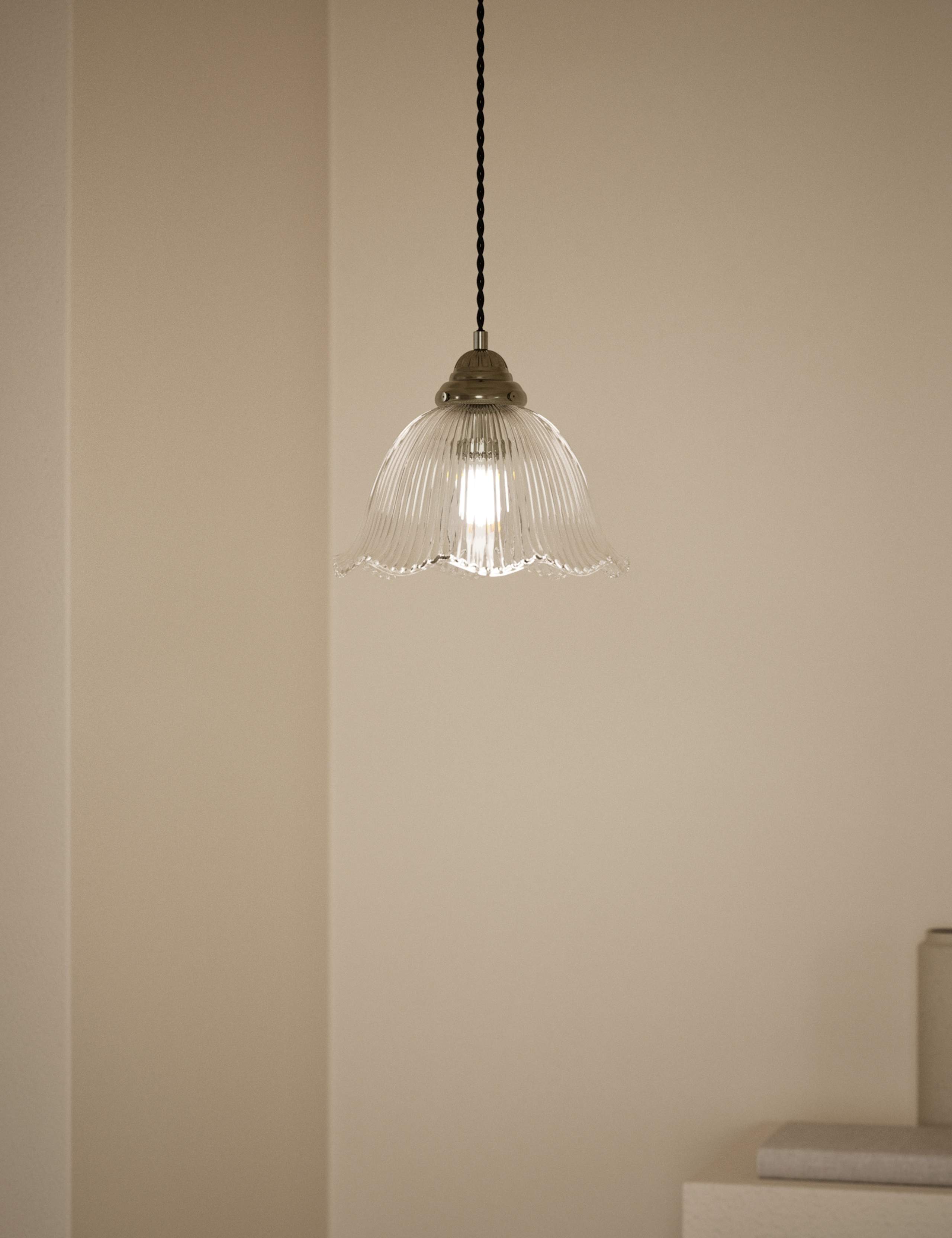 Josephine pendant light with ribbed glass and antique brass - British product