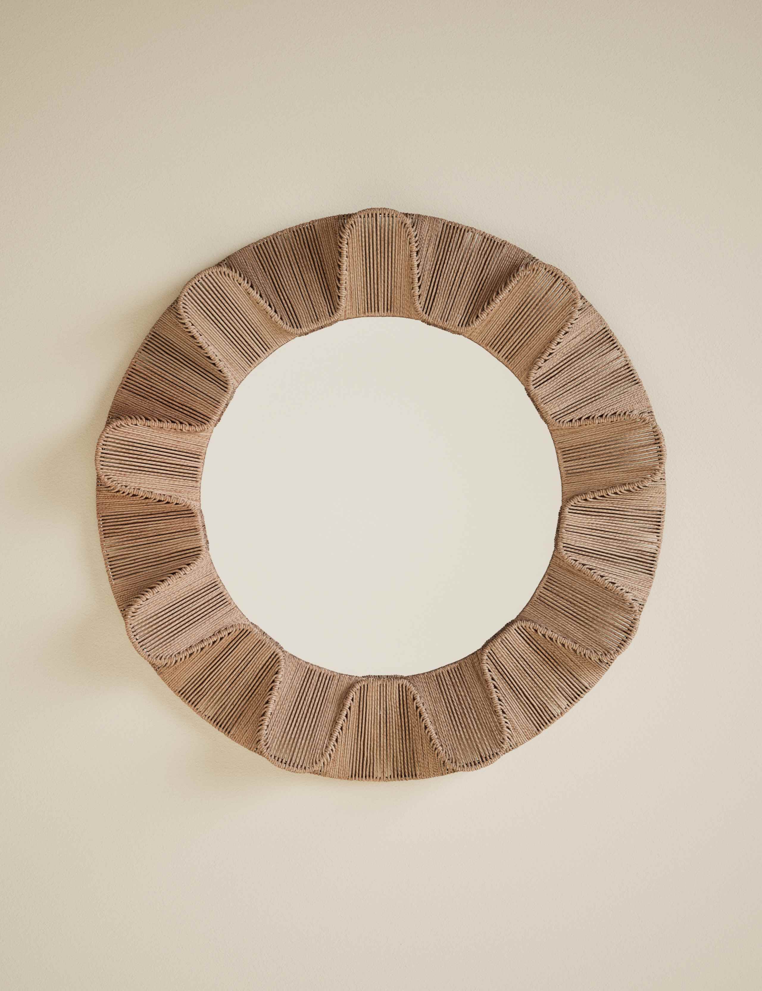 Jute string round mirror 82cm - British product