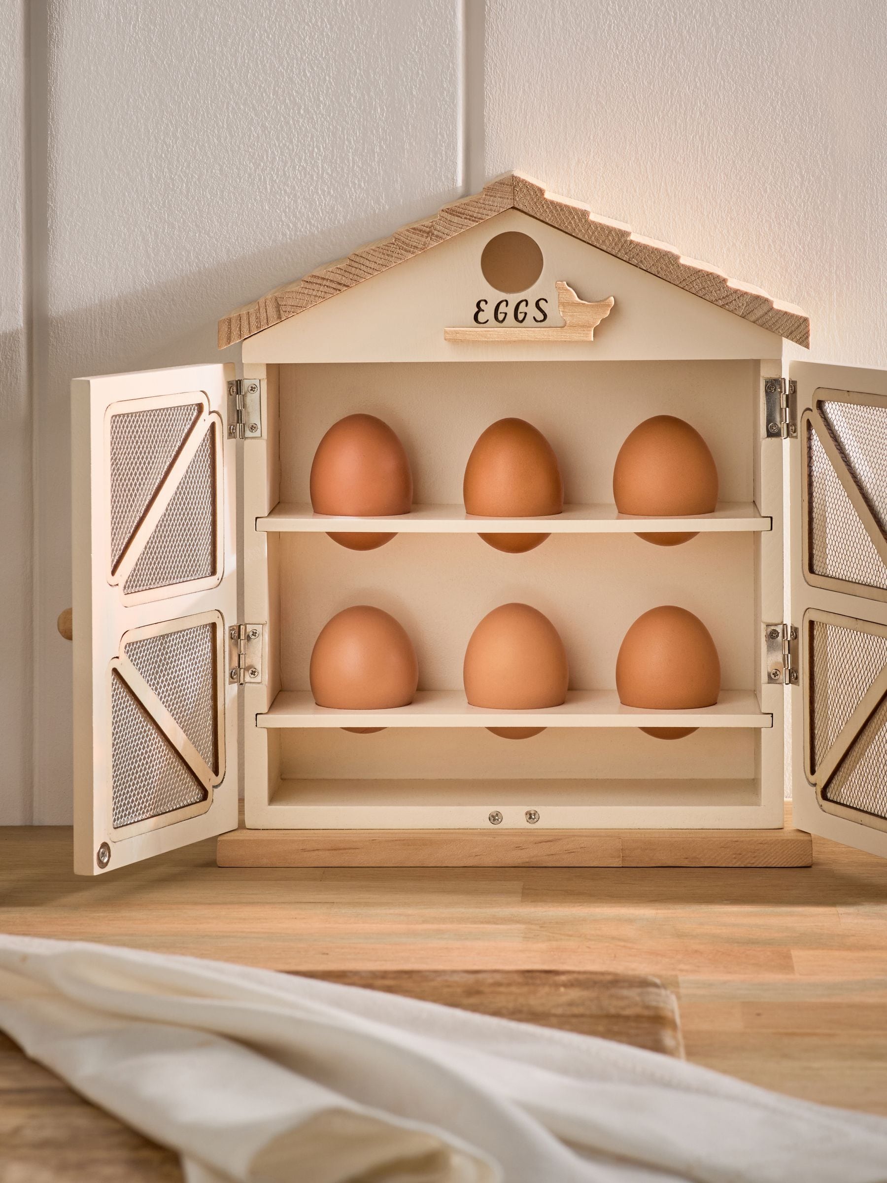 Wooden egg house for six eggs, imported from the UK