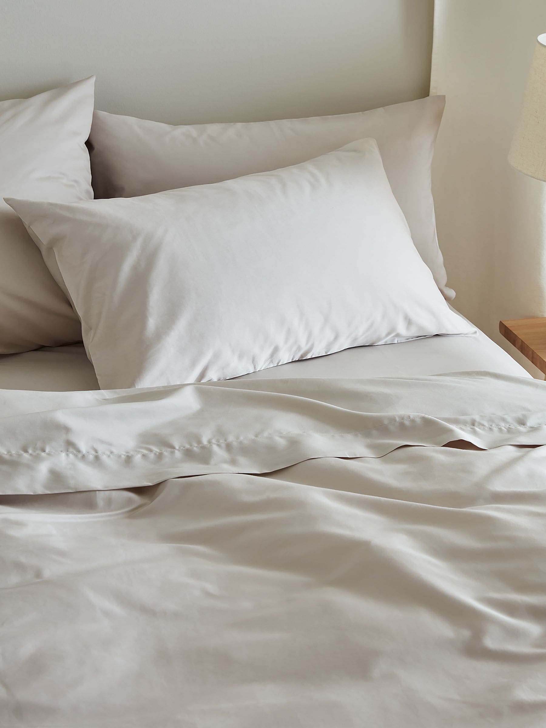 Bedfolk Luxe 100% Cotton Sateen Pillowcases (Set of 2, King, White)