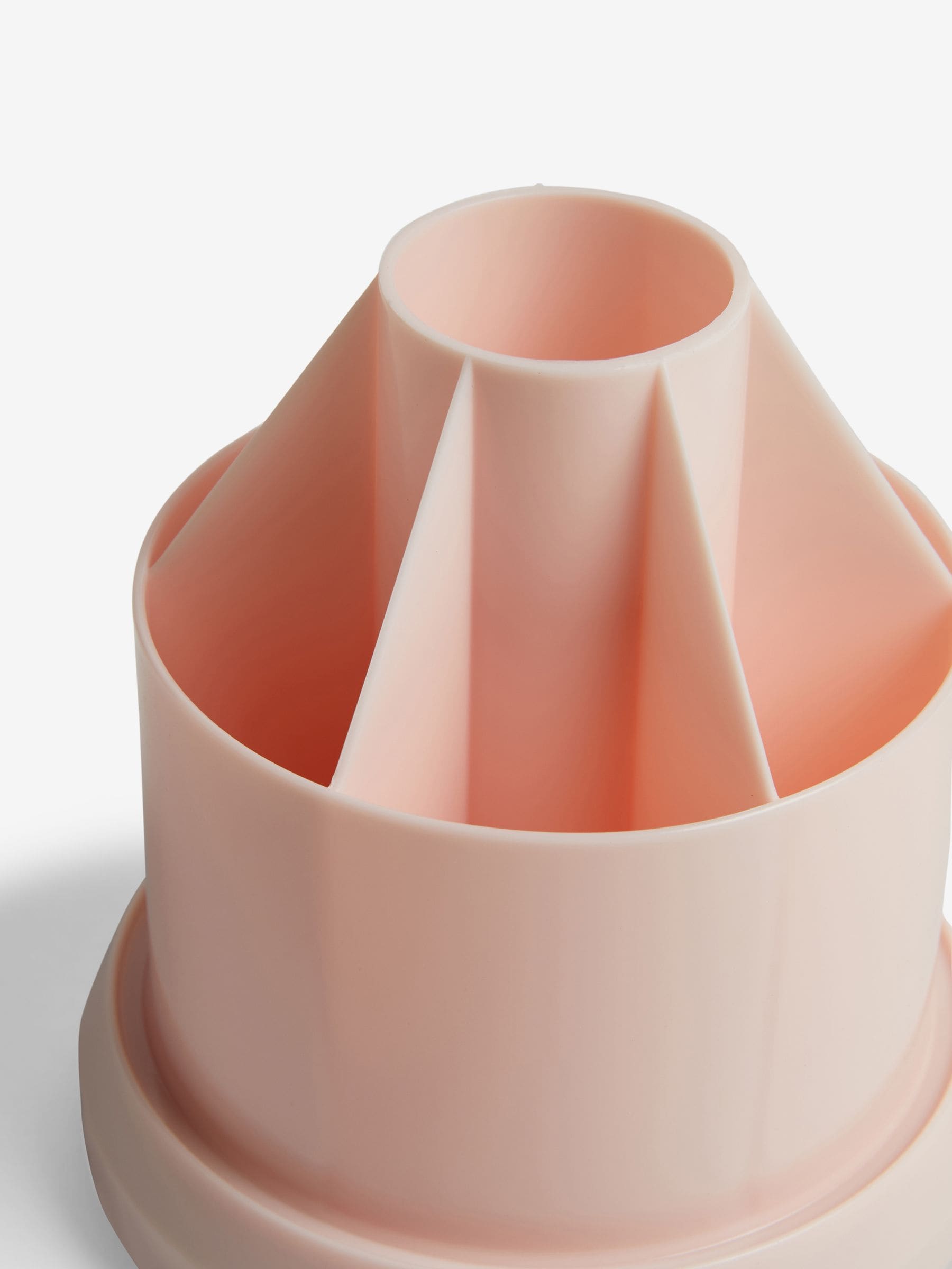 360° rotating makeup brush organiser, imported from the UK