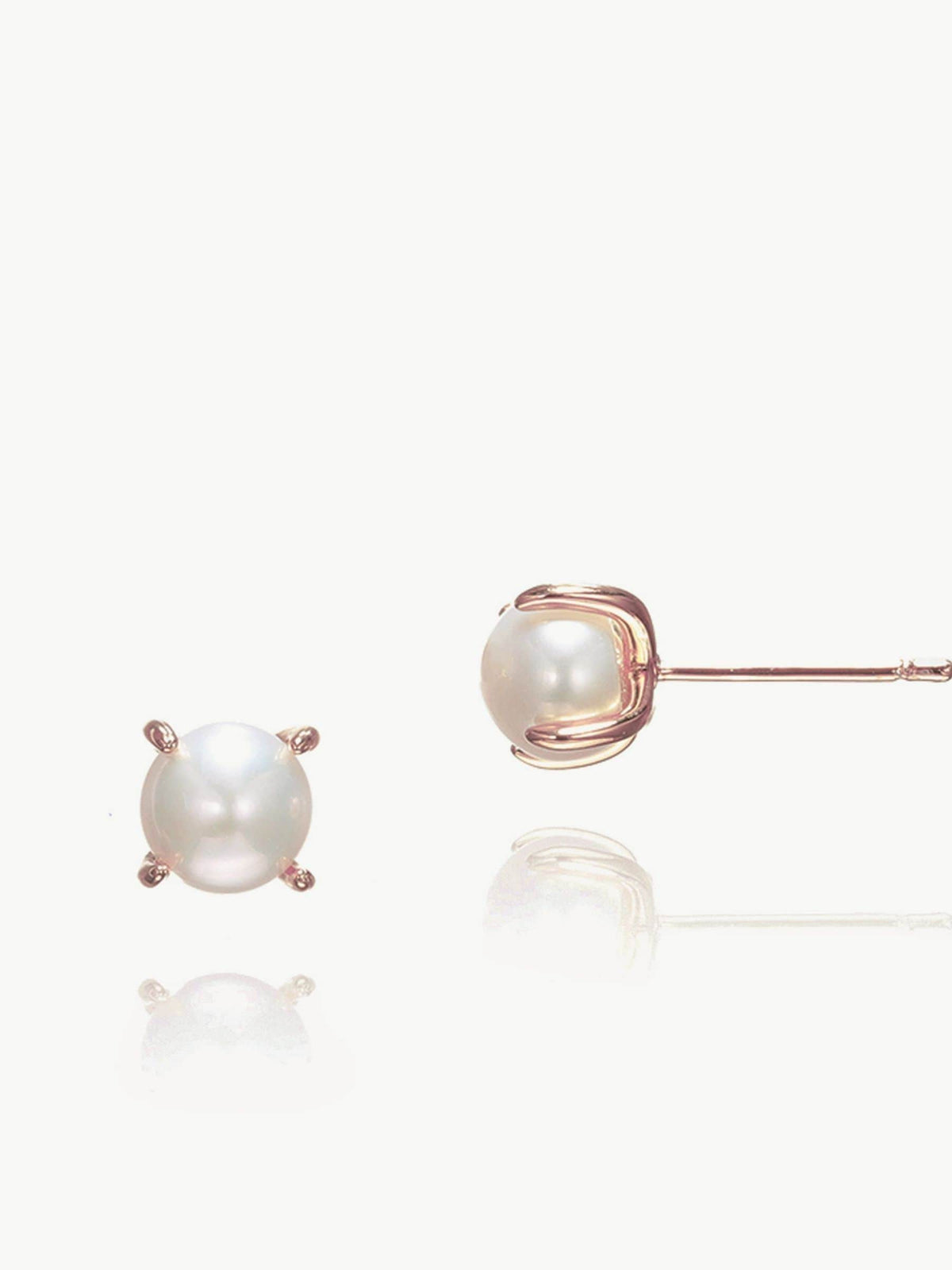 Ivory & Co silver plated Cairo pearl stud earrings 0.7cm, UK version