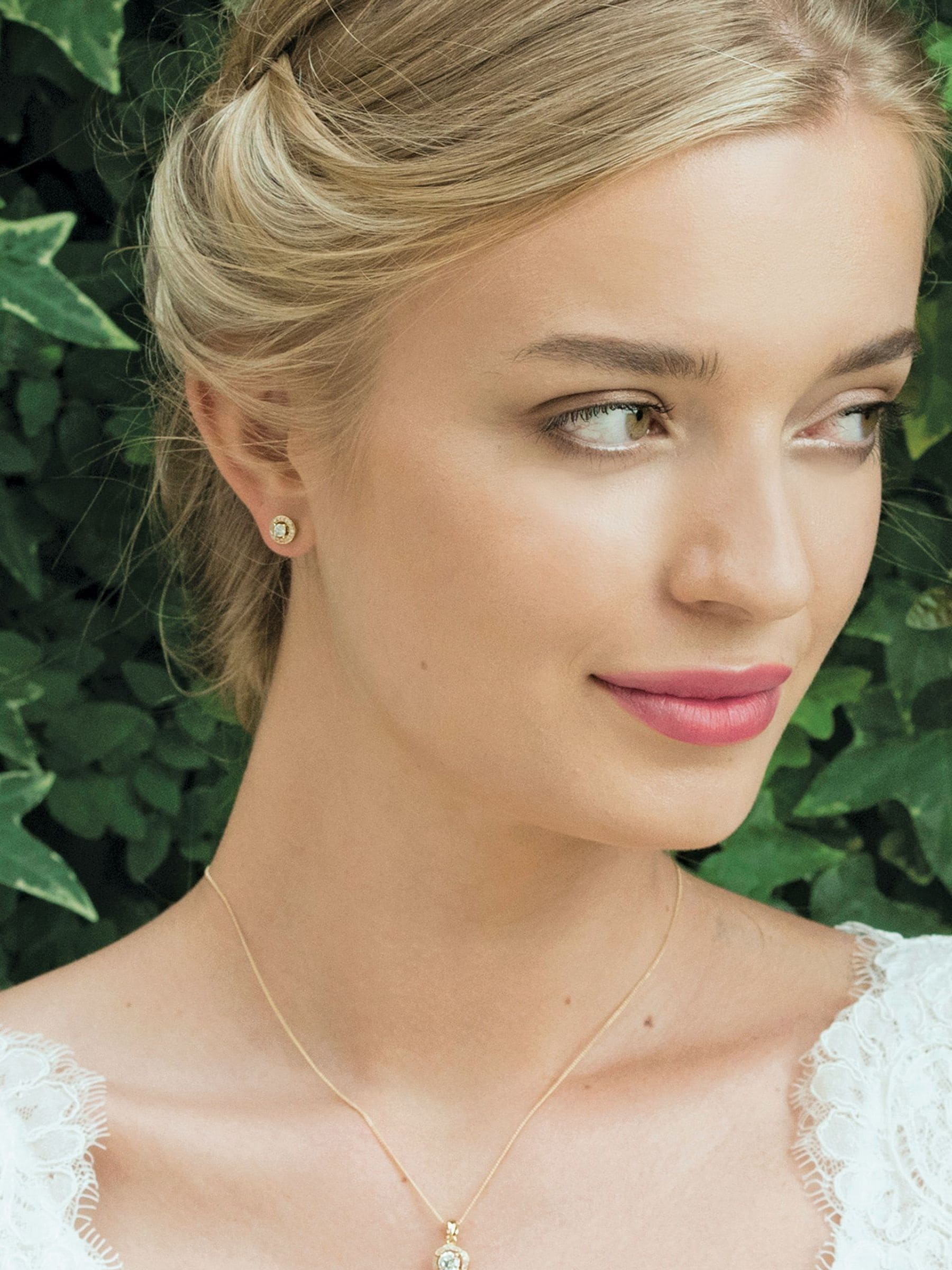 Ivory & Co rose gold pendant and earrings set, UK version