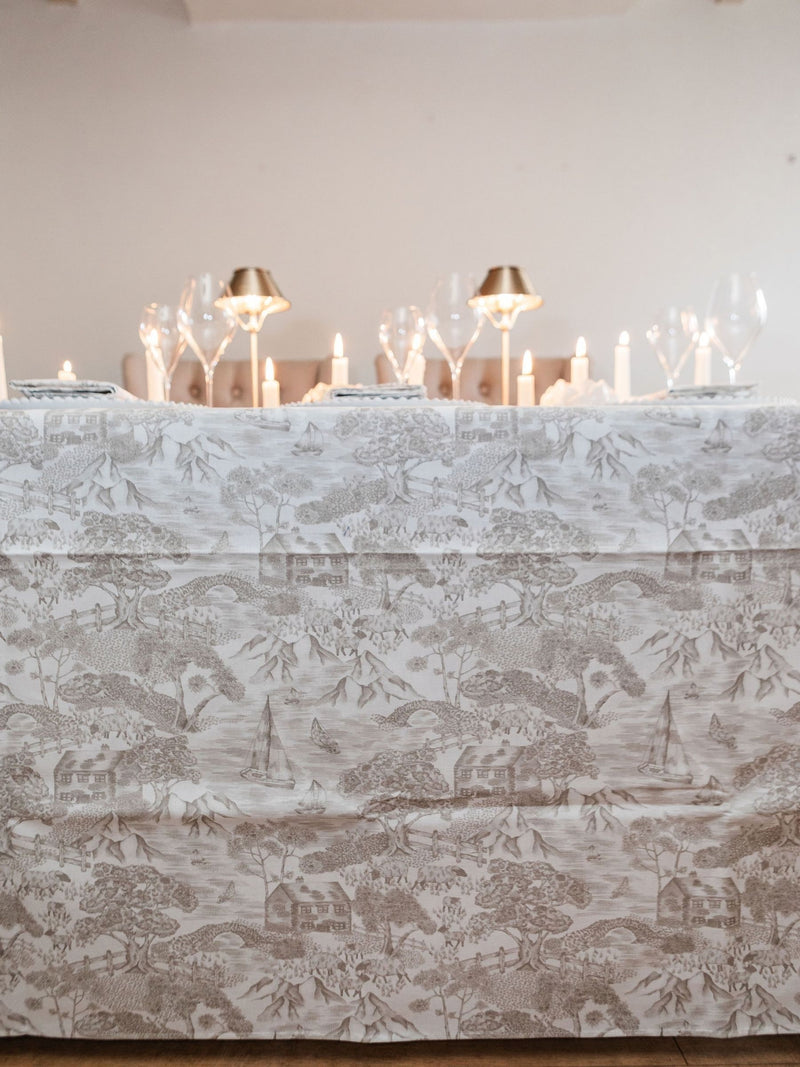 Avalon Home natural soft toile tablecloth 143x230cm - British product