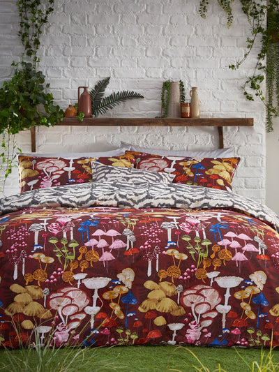Next furn. Roter Amanita Abstrakter Pilz Wendebettbezug und Kissenbezug-Set - Online kaufen bei McGrocer