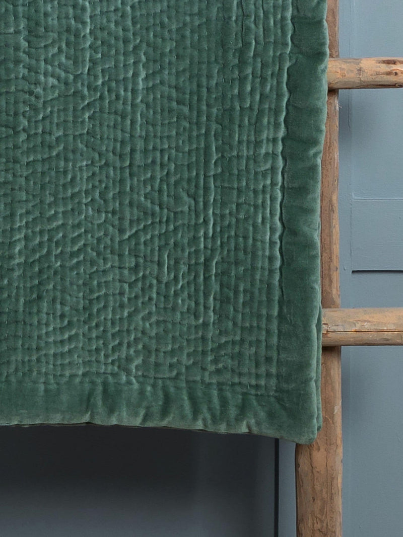 Voyage Sunset Haze quilted velvet throw, UK version