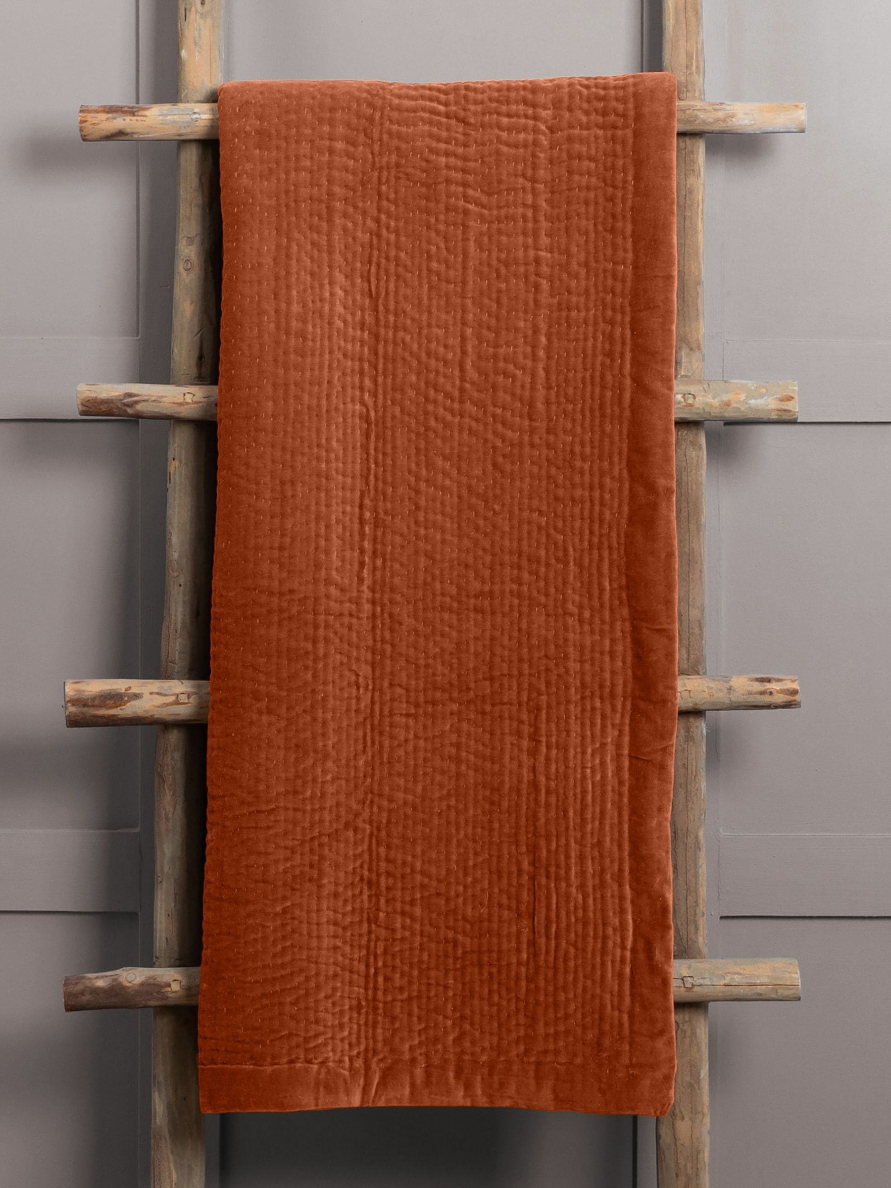 Voyage Sunset Haze quilted velvet throw, UK version