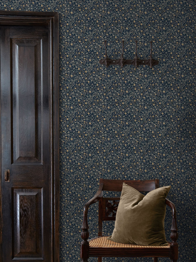 William Morris At Home Midnight Clover 10M Wallpaper