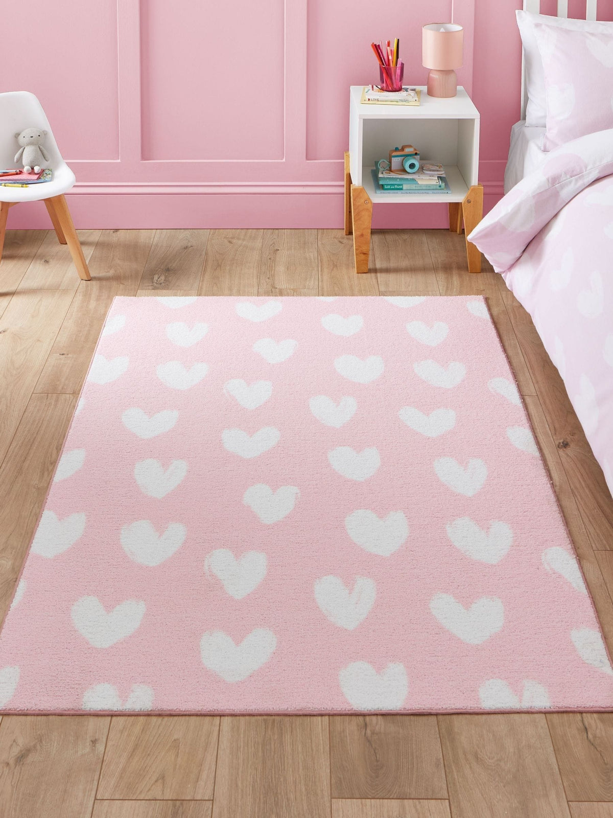 Catherine Lansfield pink hearts childrens rug, imported from the UK