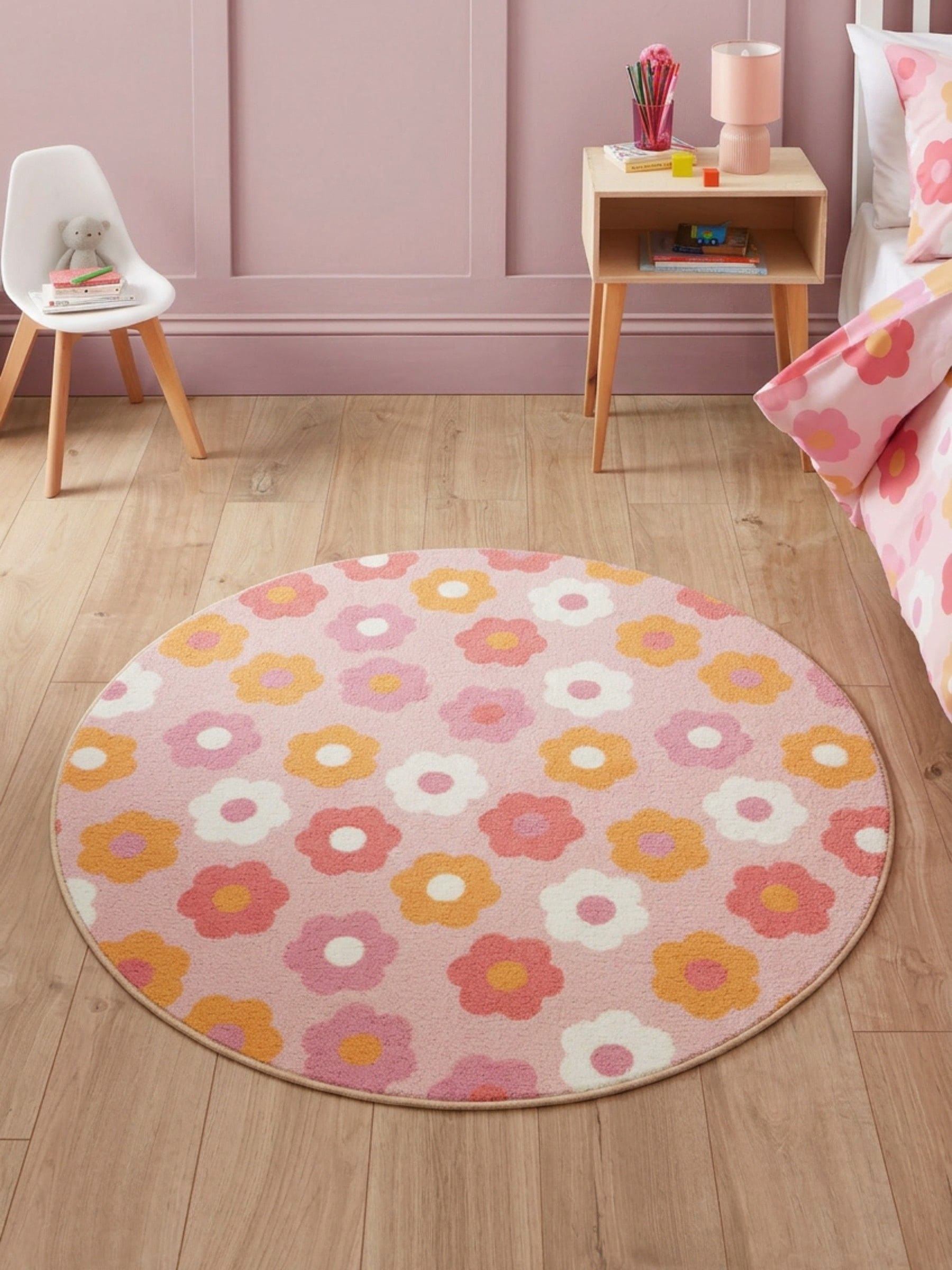 Catherine Lansfield pink daisy rug - British product