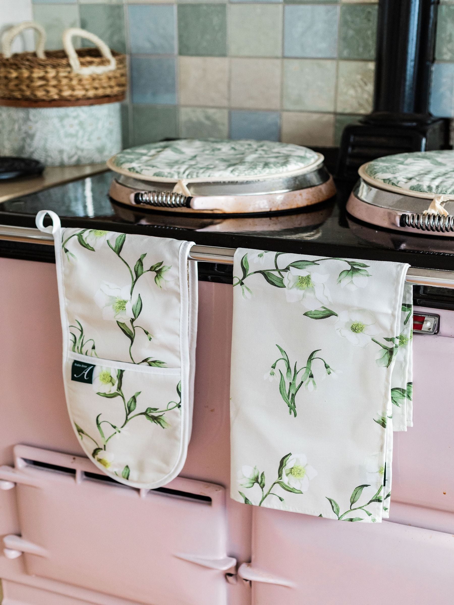 Avalon Home snowdrop and hellebore tea towel 45x68cm, UK version