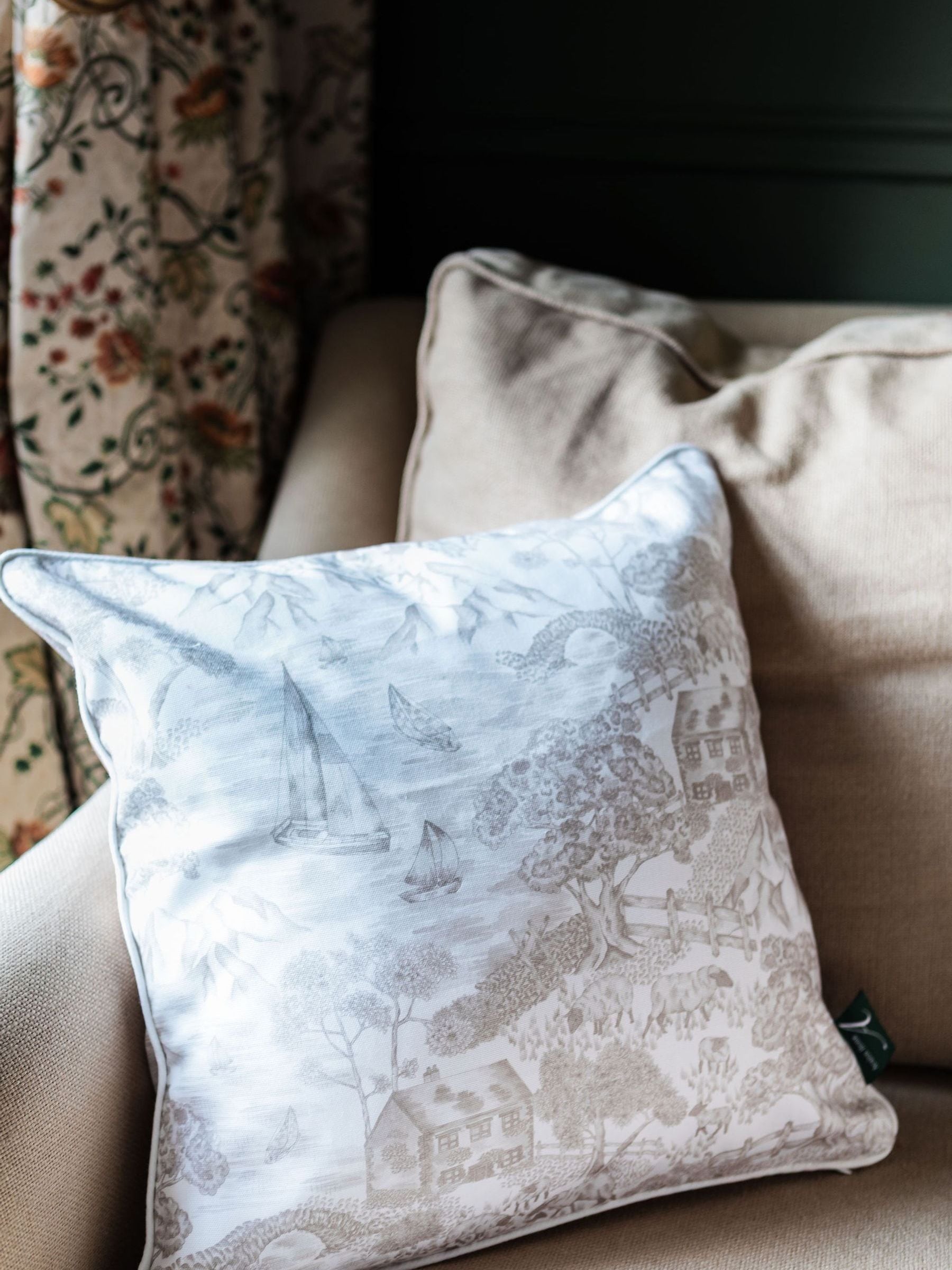 Avalon Home toile cushion cover 45x45cm cotton - British product