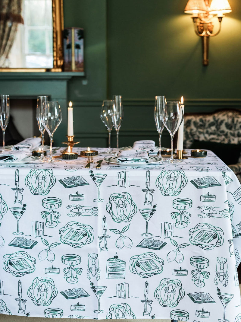 Avalon Home Green Just A Girl tablecloth 143x230cm (British brand)