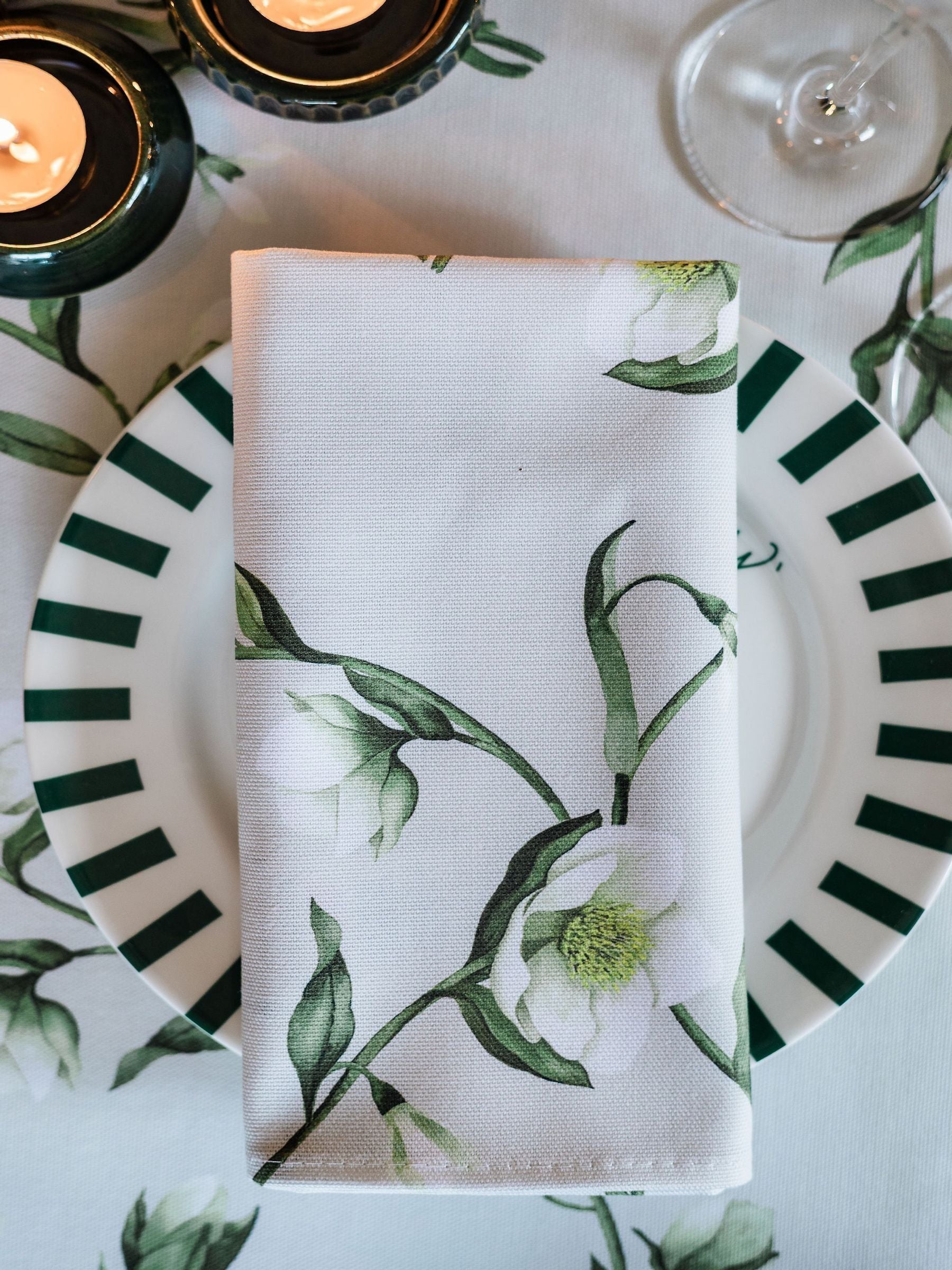 Avalon Home napkins snowdrop hellebore 45x45cm set of 2, imported from the UK