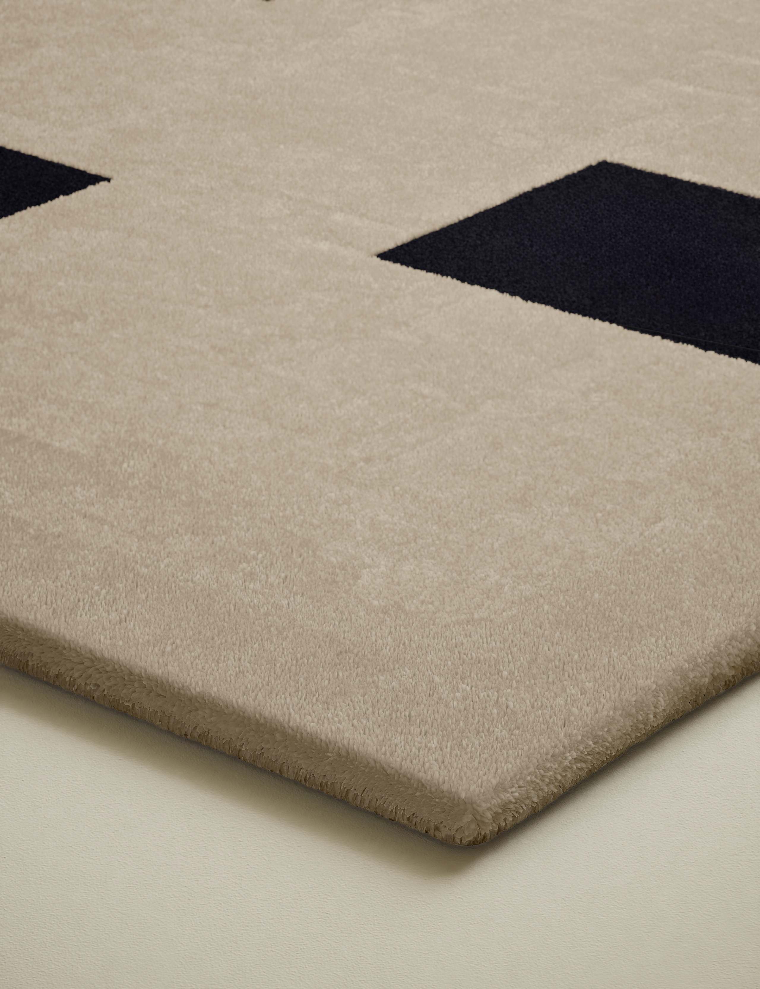 Kelly Hoppen pure wool dash geometric rug, imported from the UK