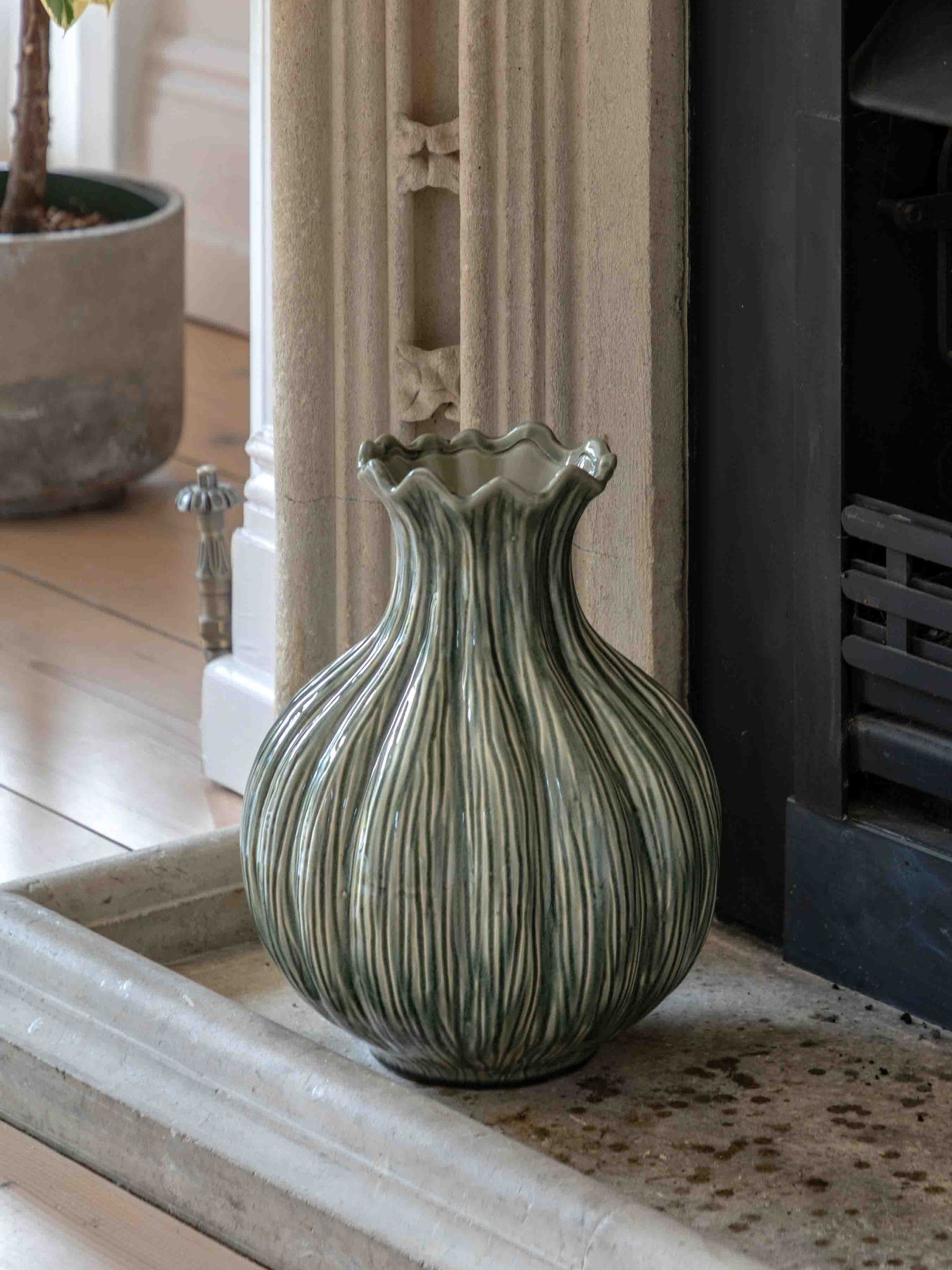 Gallery Home green glazed wavy vase 41cm, UK version