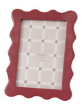 Gallery Home red scallop photo frame 21.5x16.5cm, UK version
