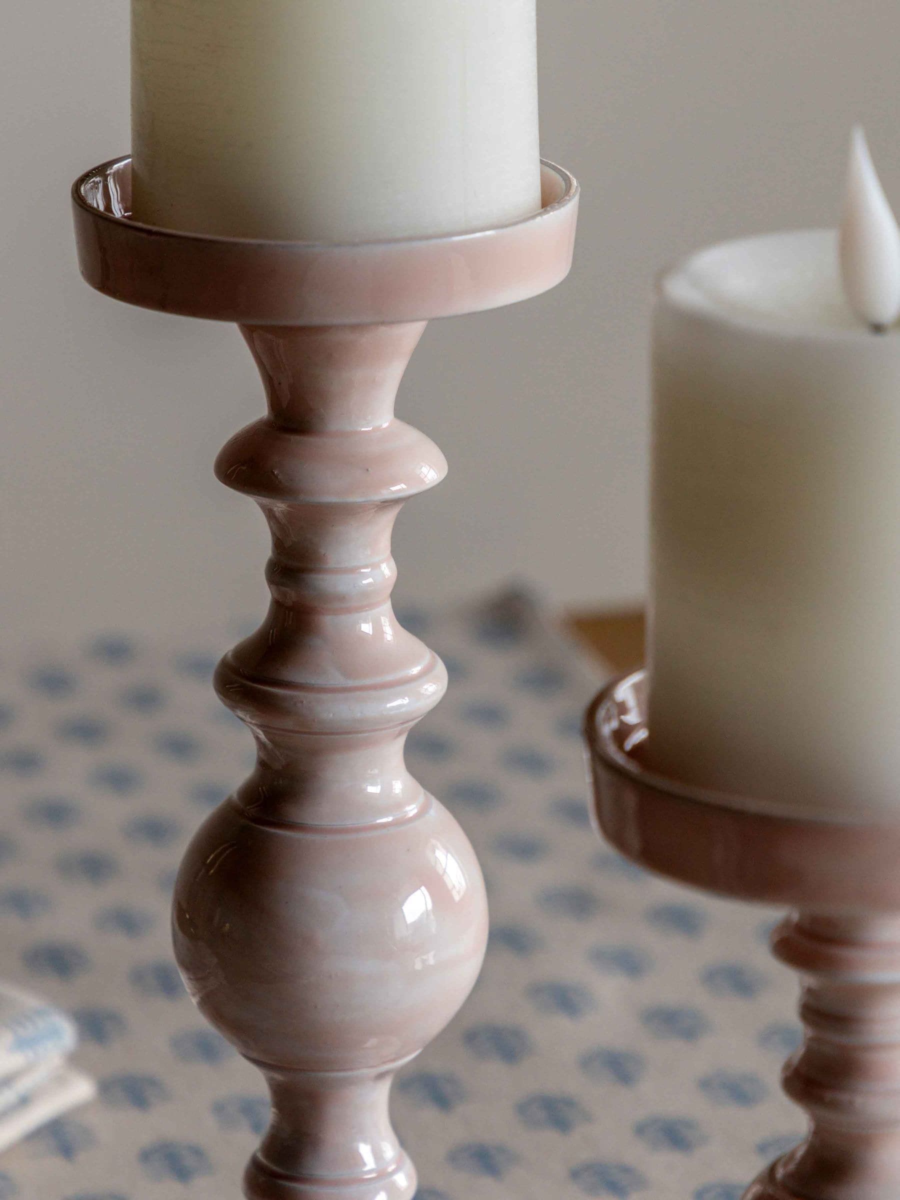 Gallery Home pink metal candle holder 22cm - British product