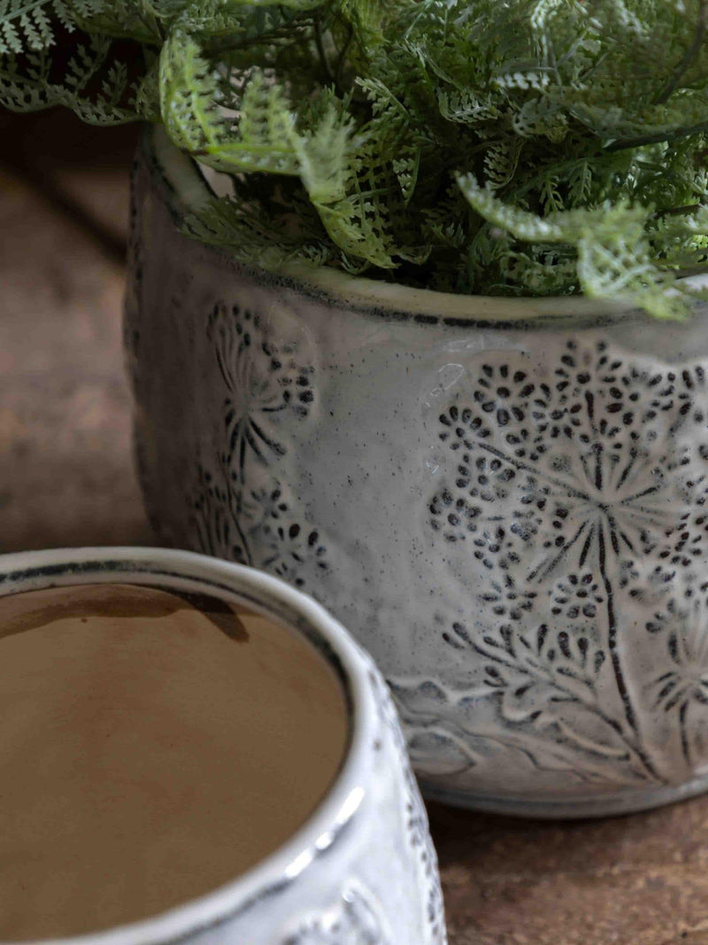 Gallery Home grey stoneware meadow planter (British brand)