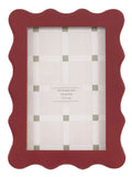 Gallery Home red scallop photo frame 19x14cm, UK version