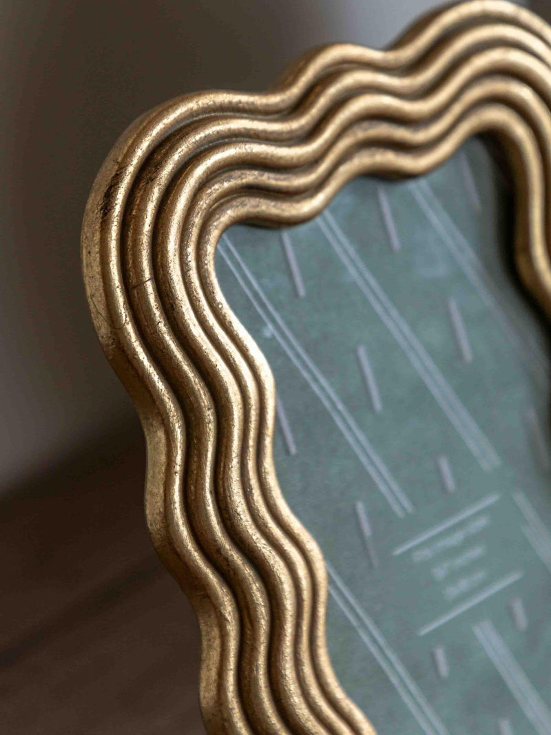 Gallery Home gold wavy photo frame 20.5x15.5cm - British product