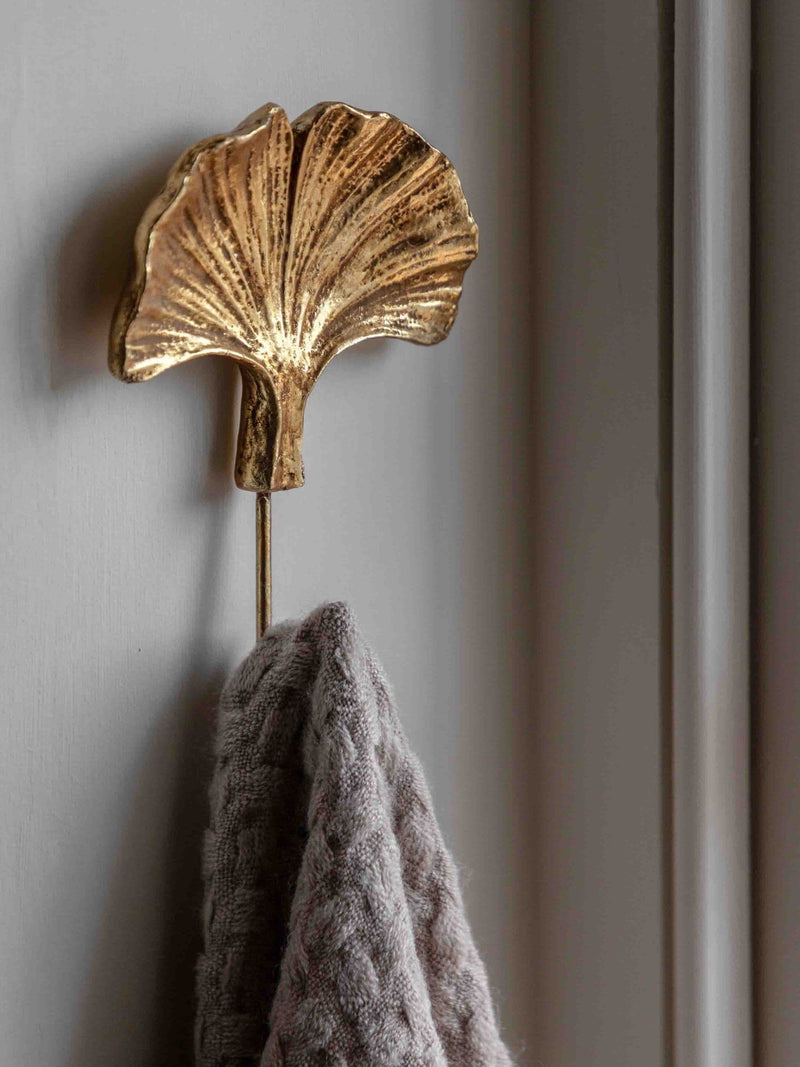 Gallery Home gold ginkgo leaf wall hook (British brand)