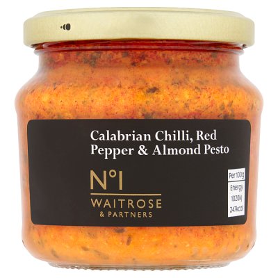 Waitrose Calabrian chilli red pepper and almond pesto 190g, UK version