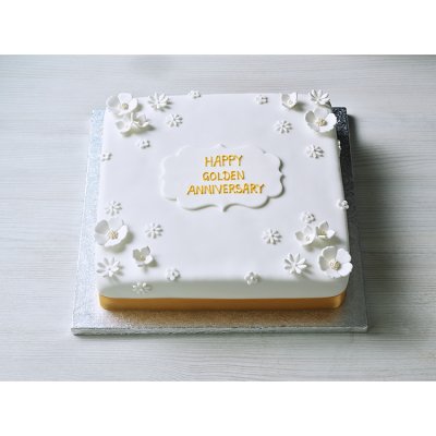 Golden Celebration Cake with vanilla buttercream and raspberry jam, UK version