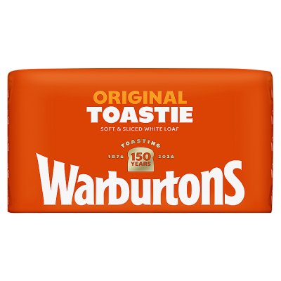 Warburtons Toastie thick sliced white bread 800g, imported from the UK