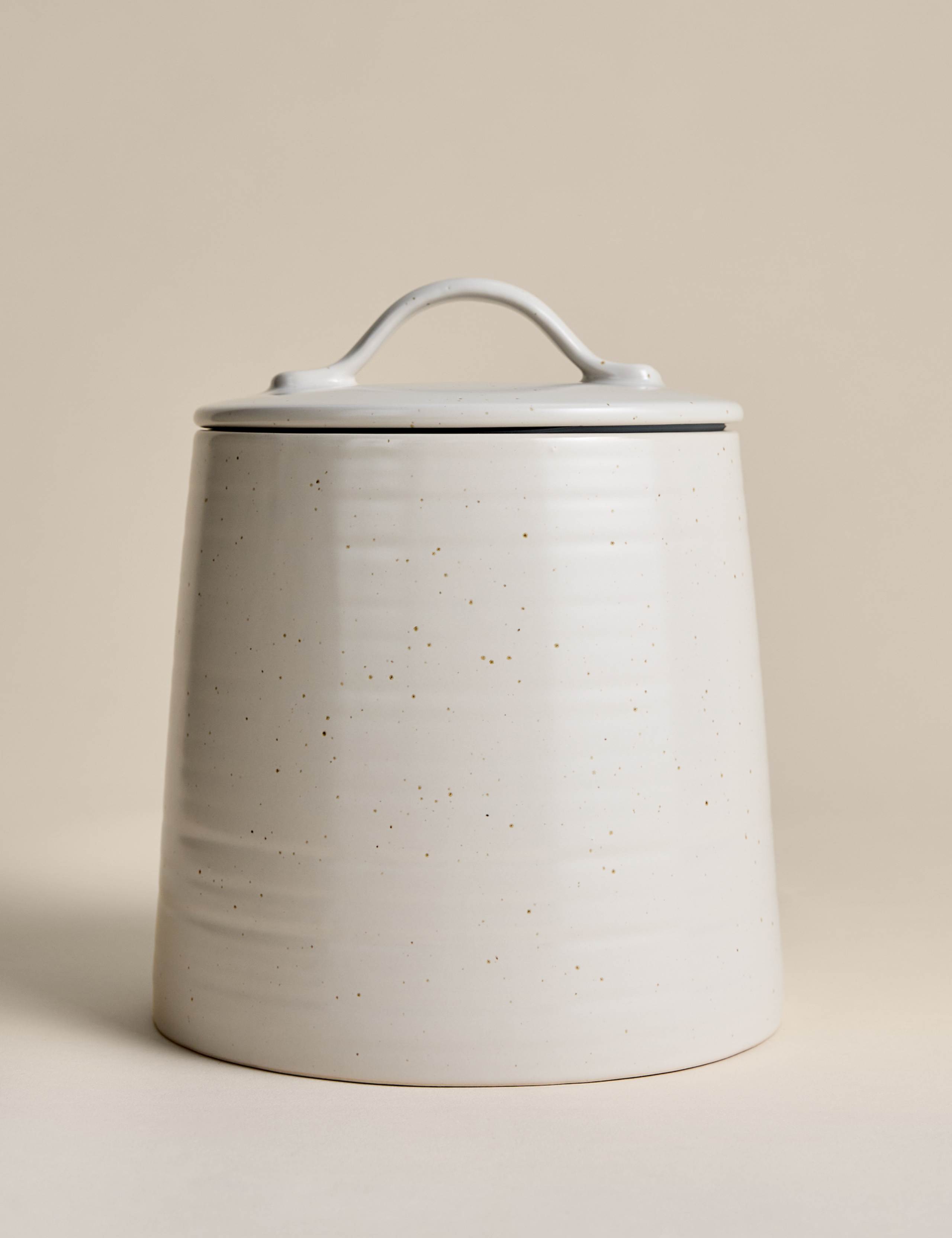 Large ceramic cookie jar, UK version
