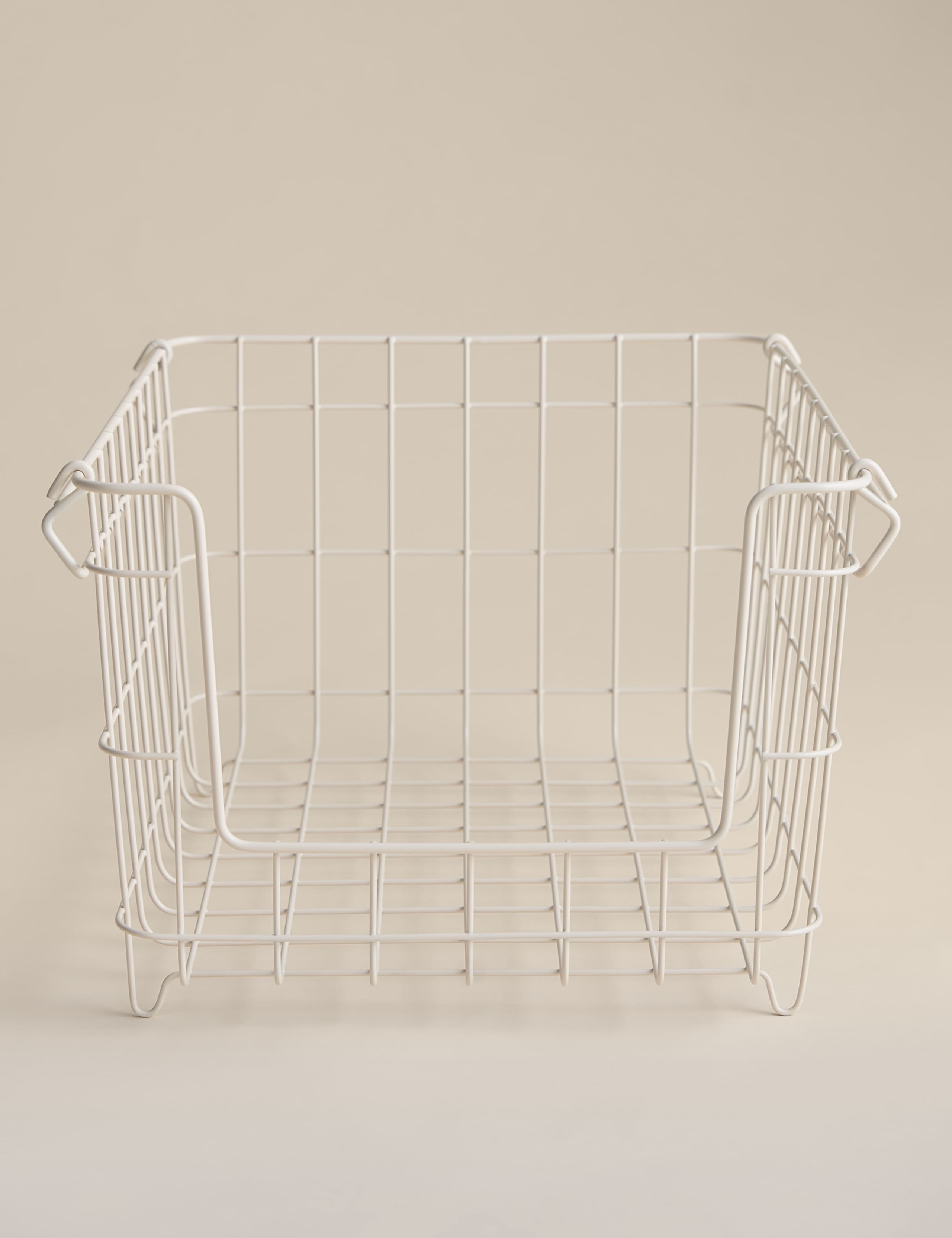 Large stackable wire storage basket, UK version