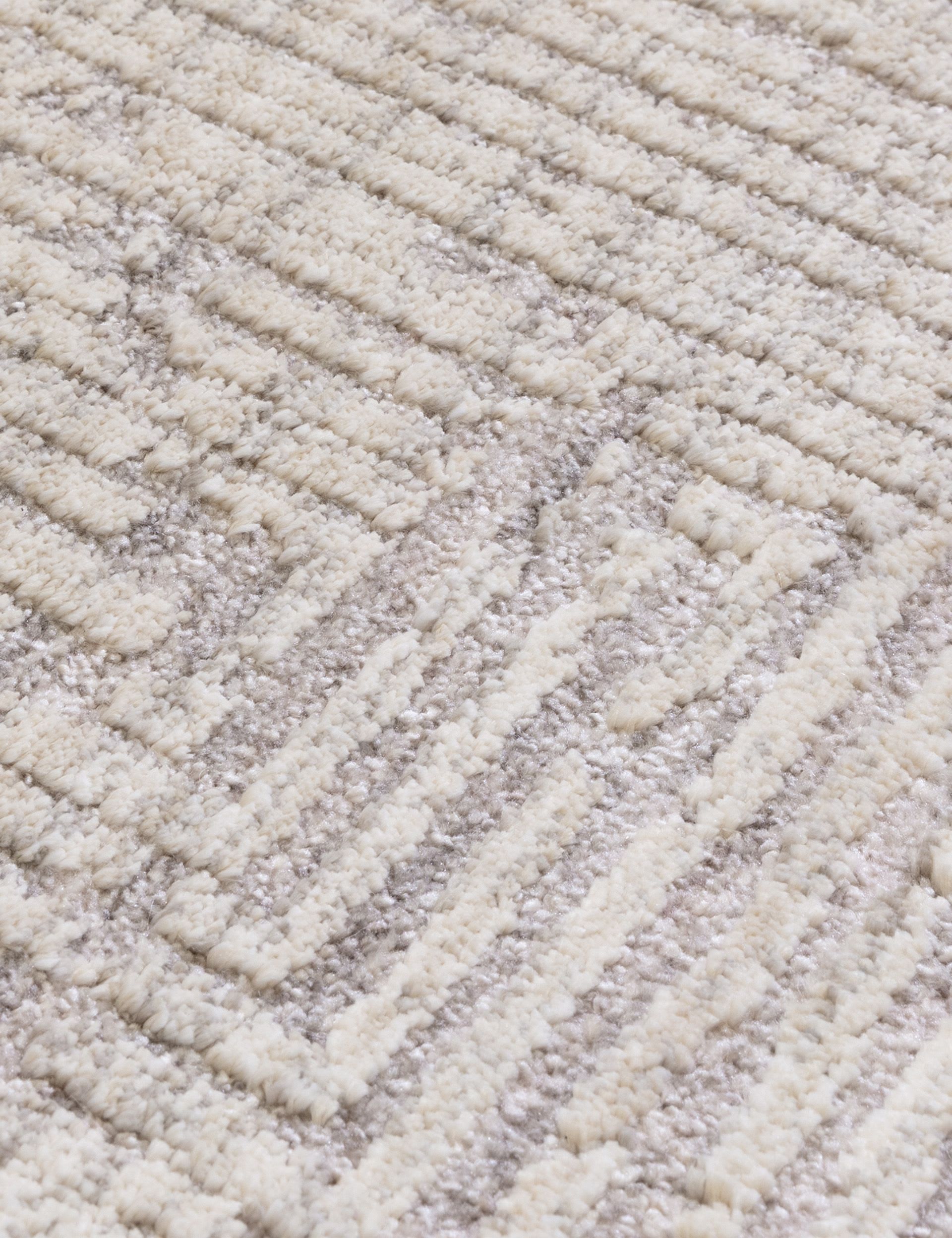 Asiatic Laurent rug geometric design polyester, imported from the UK