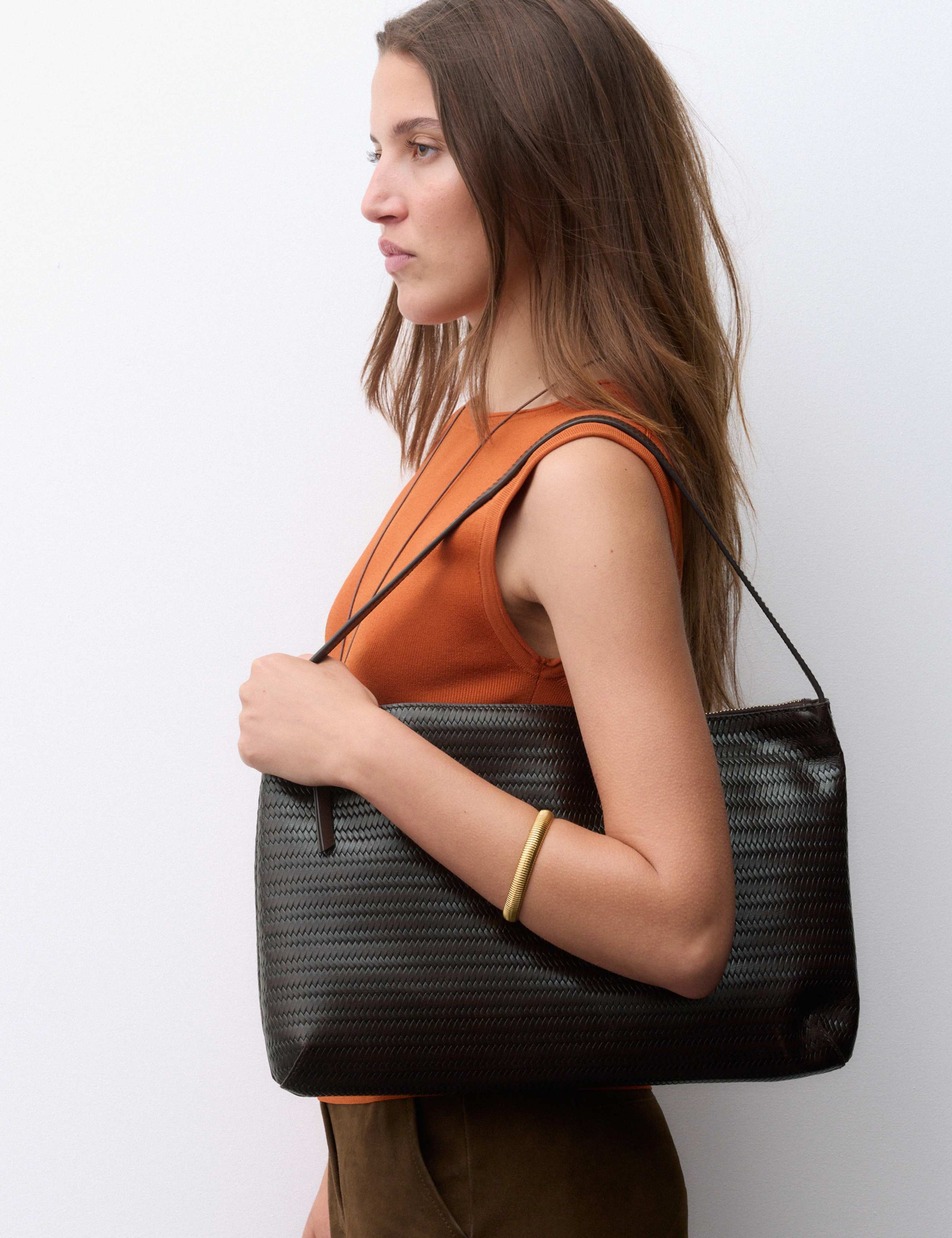 Autograph leather embossed zip shoulder bag imported from the UK