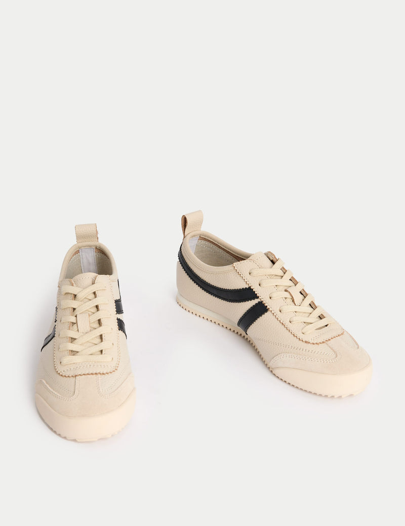 M&S Leder-Streifen-Sneakers mit Kontraststreifen, britische Version