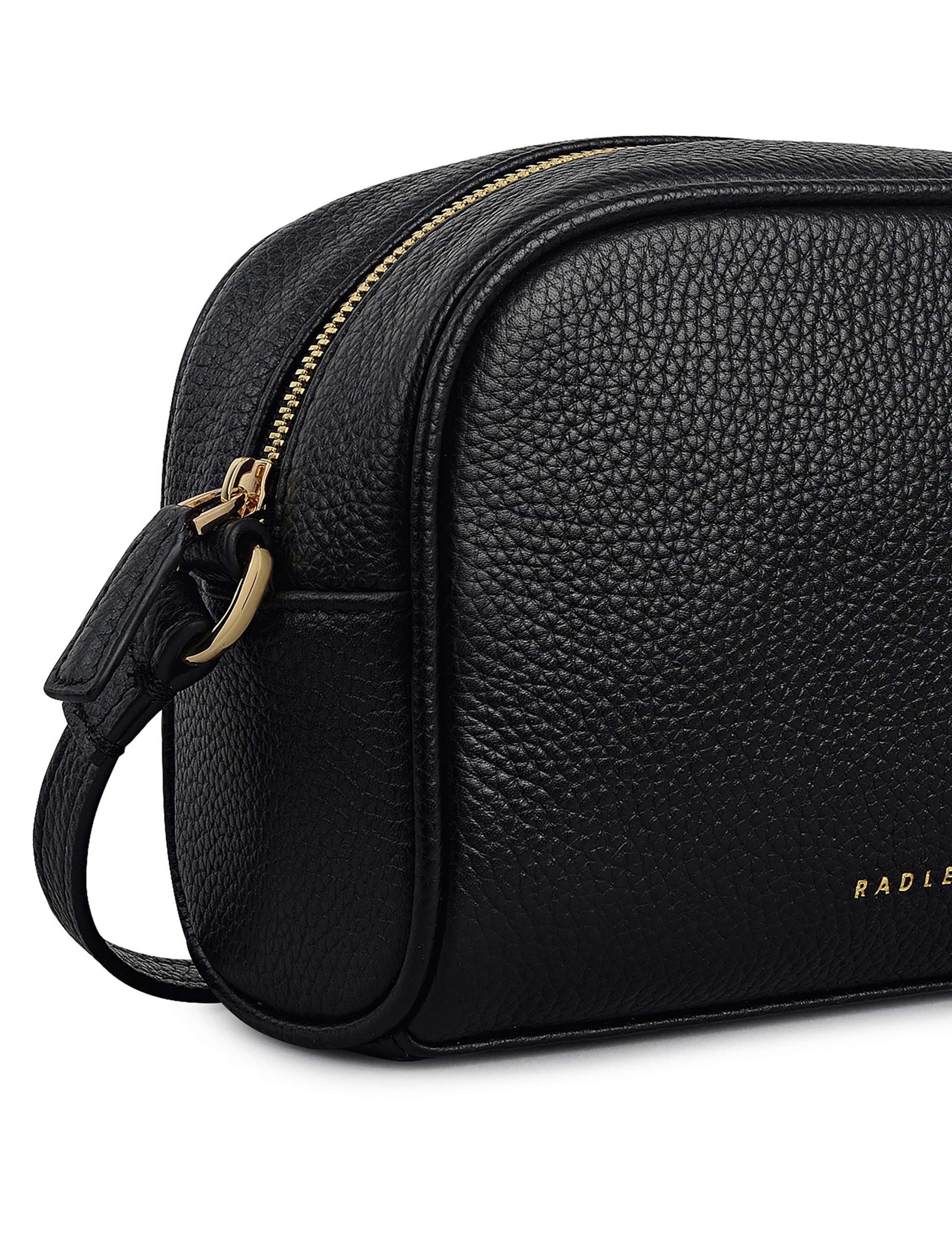 Leather The Daily cross body bag in genuine leather - British product