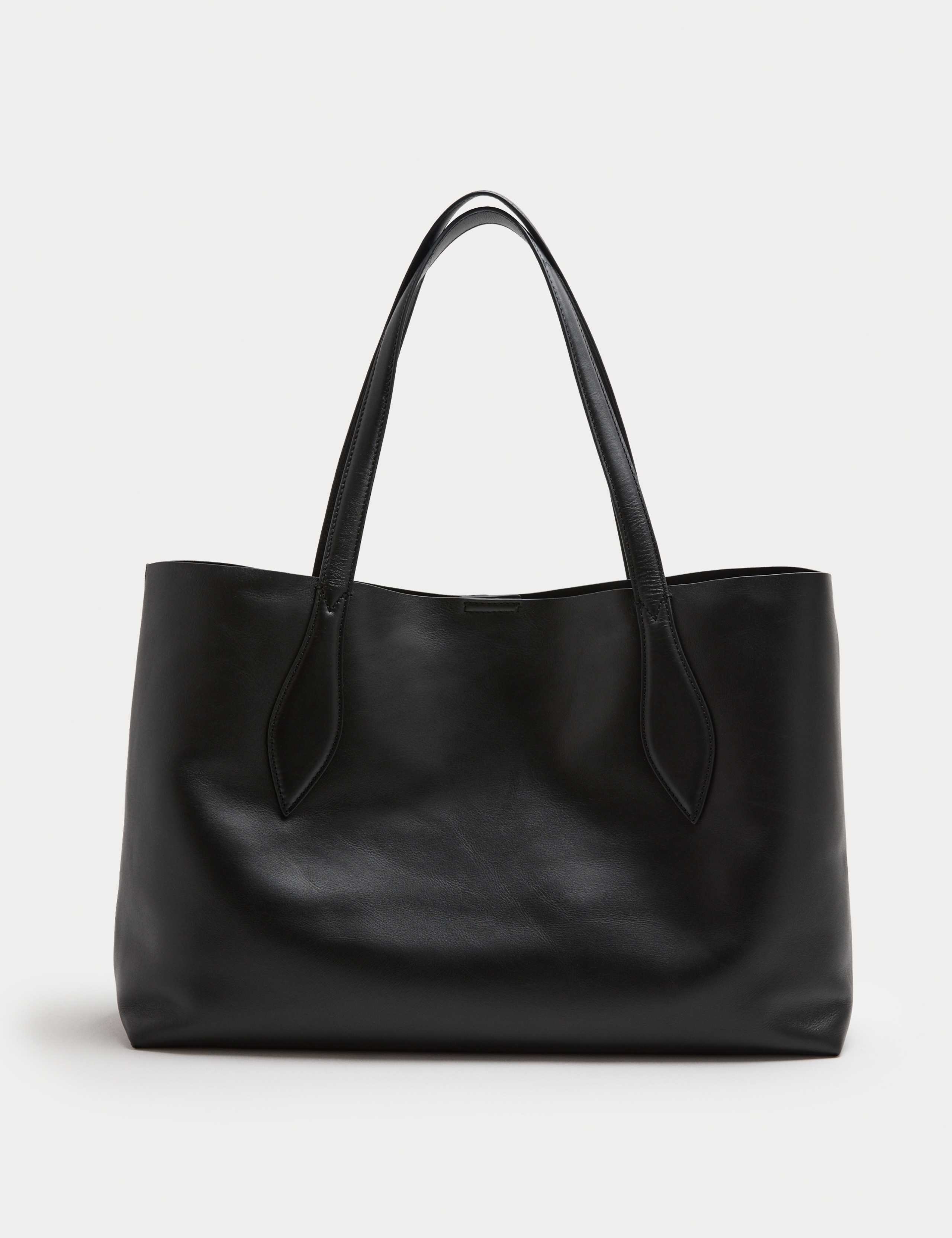 Autograph leather tote bag with magnetic fastening (British brand)